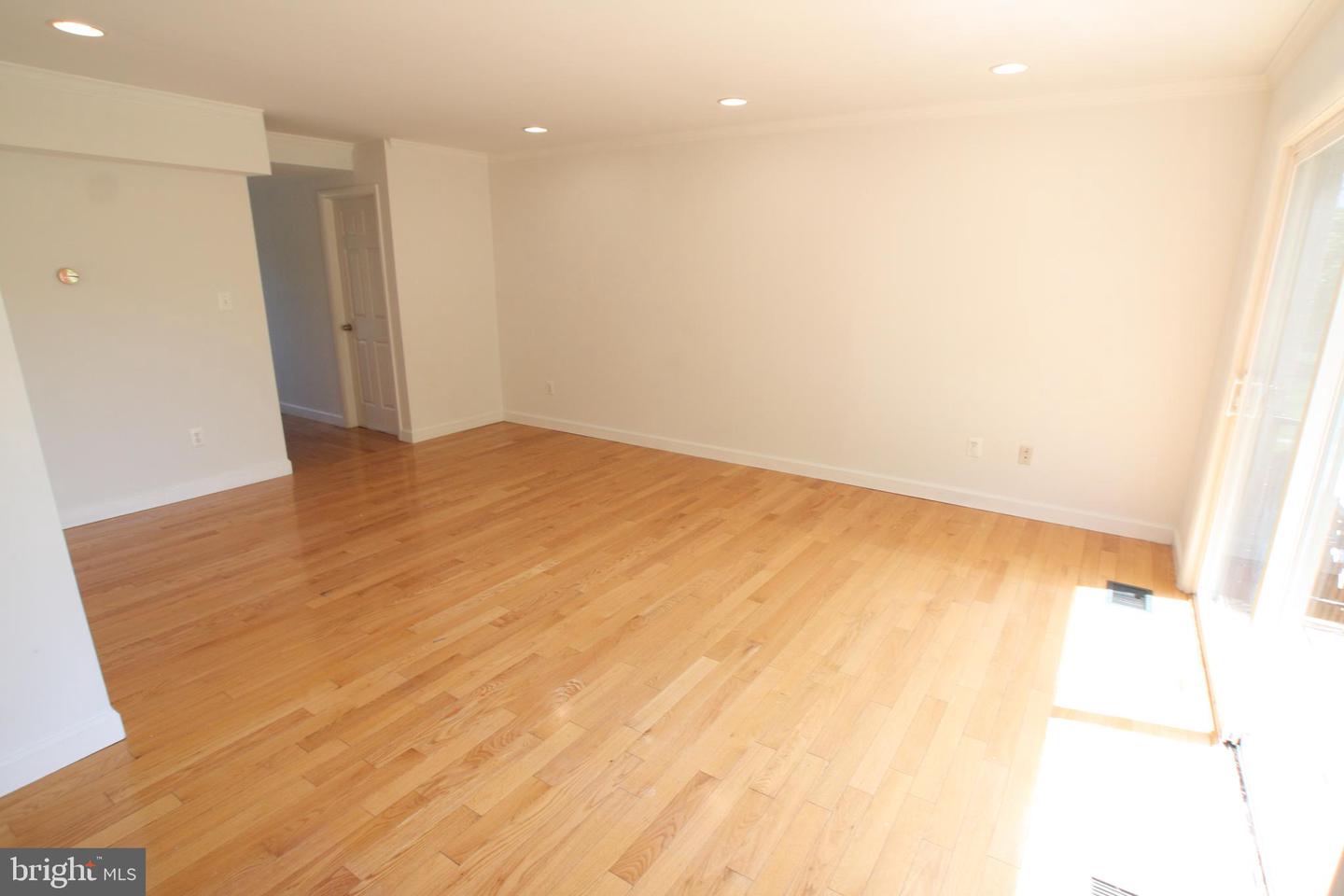 14640 Bauer Dr #14640