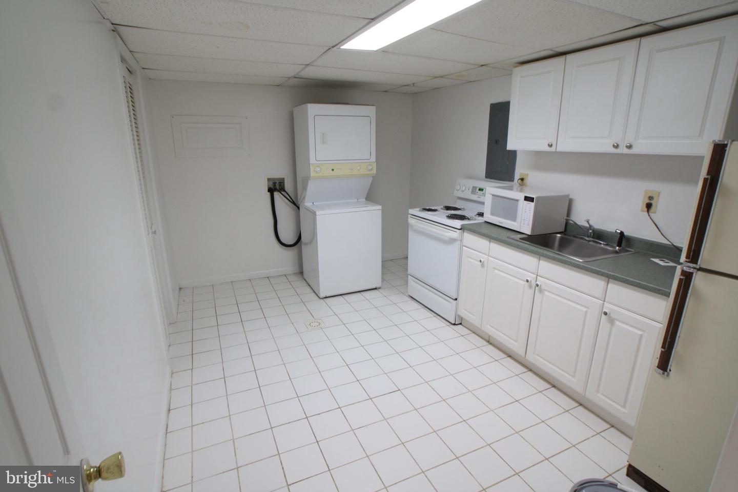 14640 Bauer Dr #14640