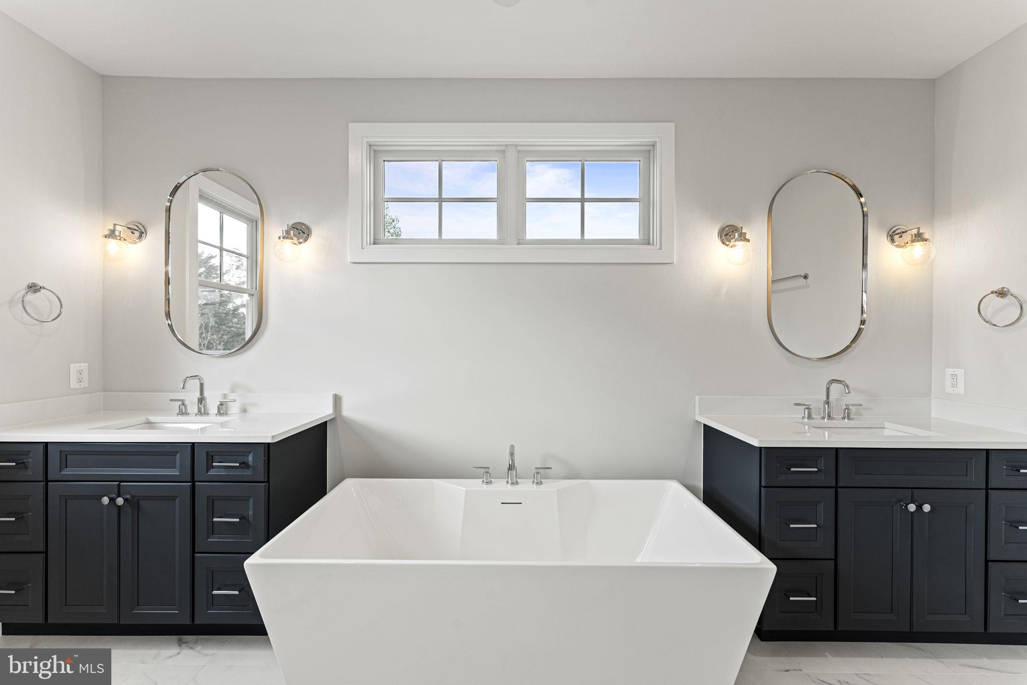 5516 MCKINLEY STREET