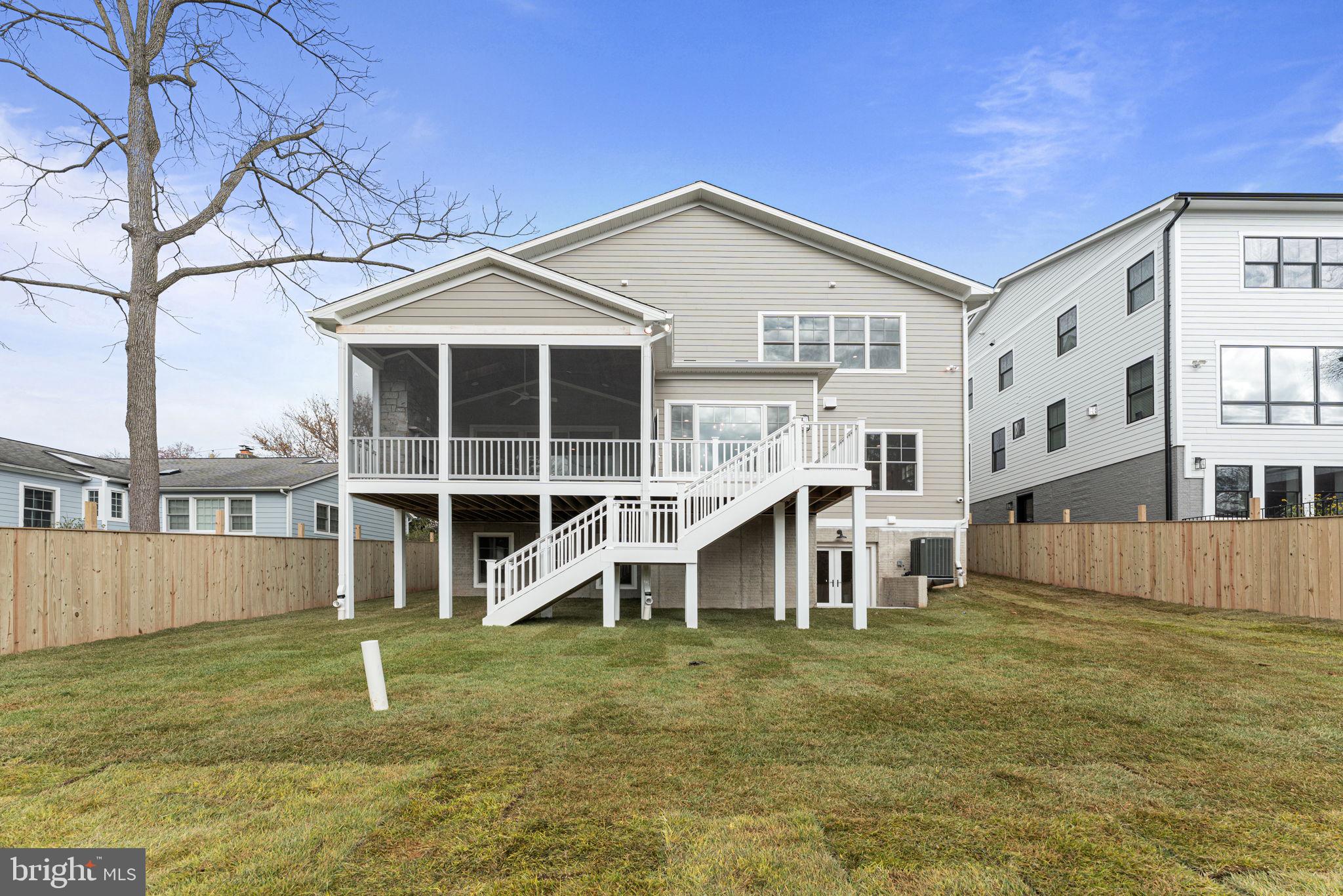 5516 MCKINLEY STREET