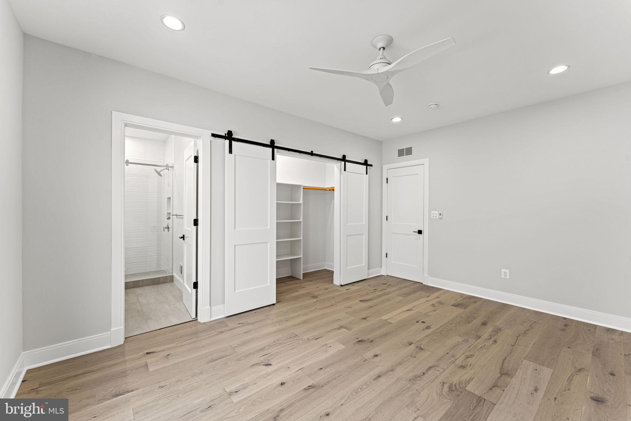 5516 MCKINLEY STREET