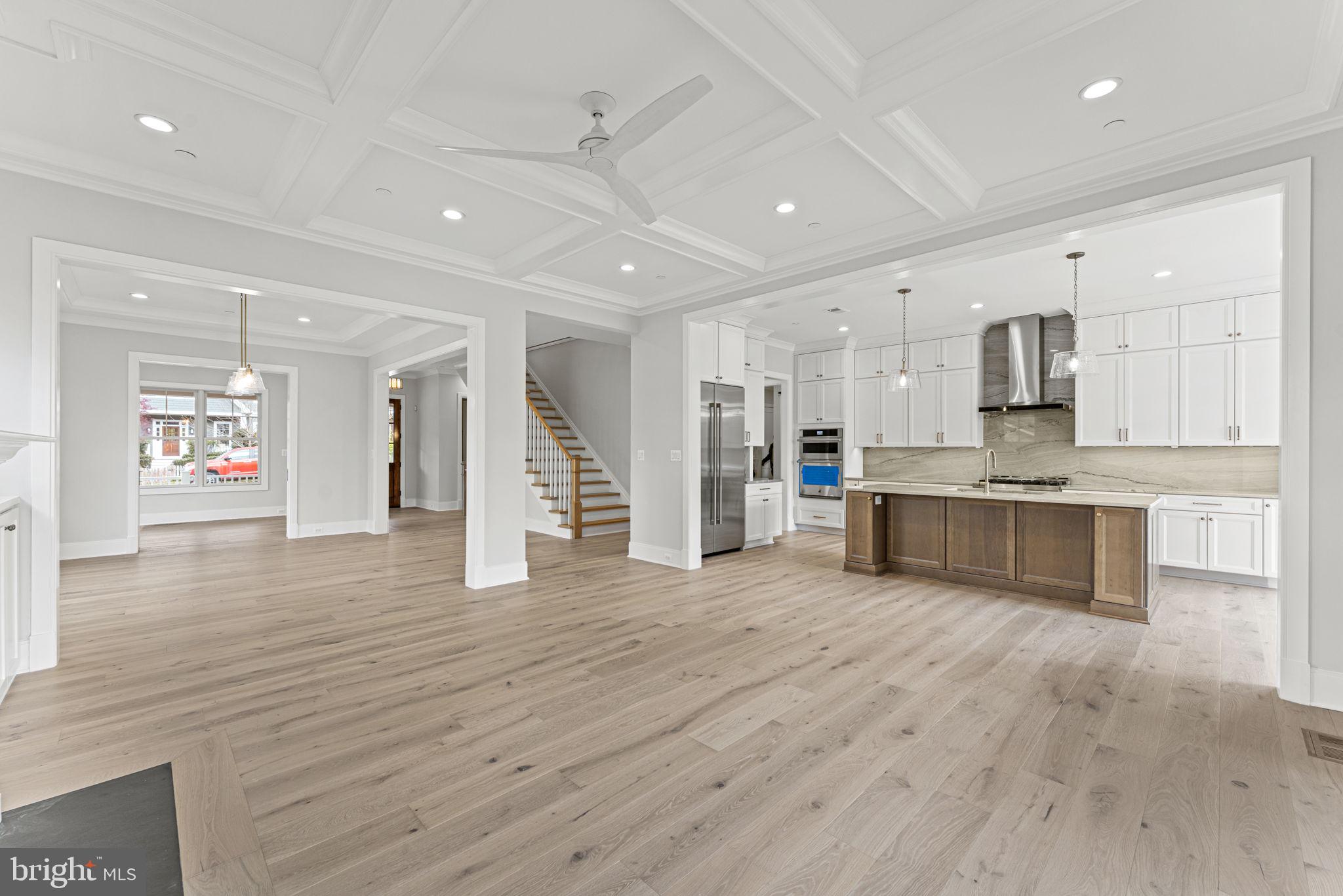 5516 MCKINLEY STREET