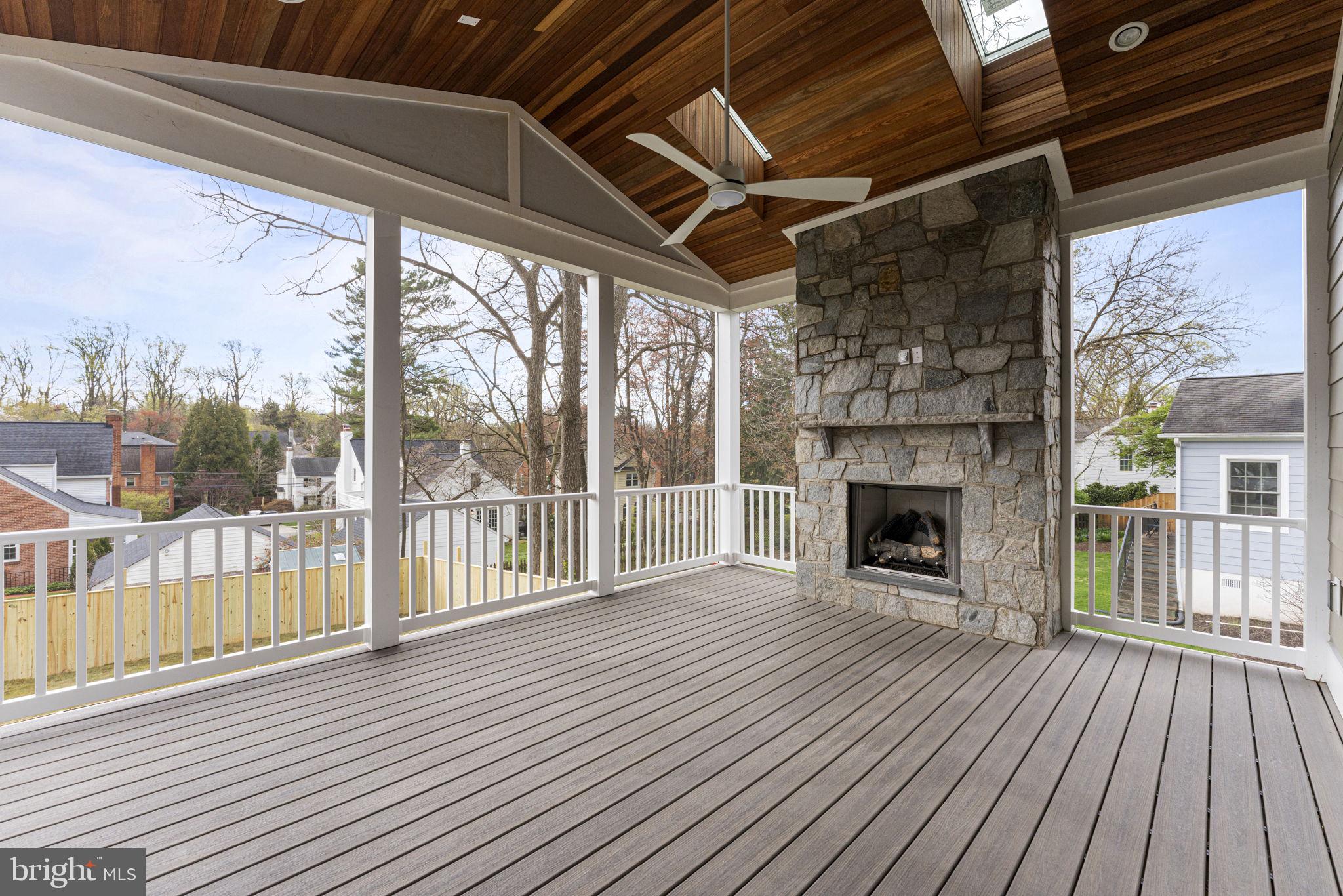 5516 MCKINLEY STREET