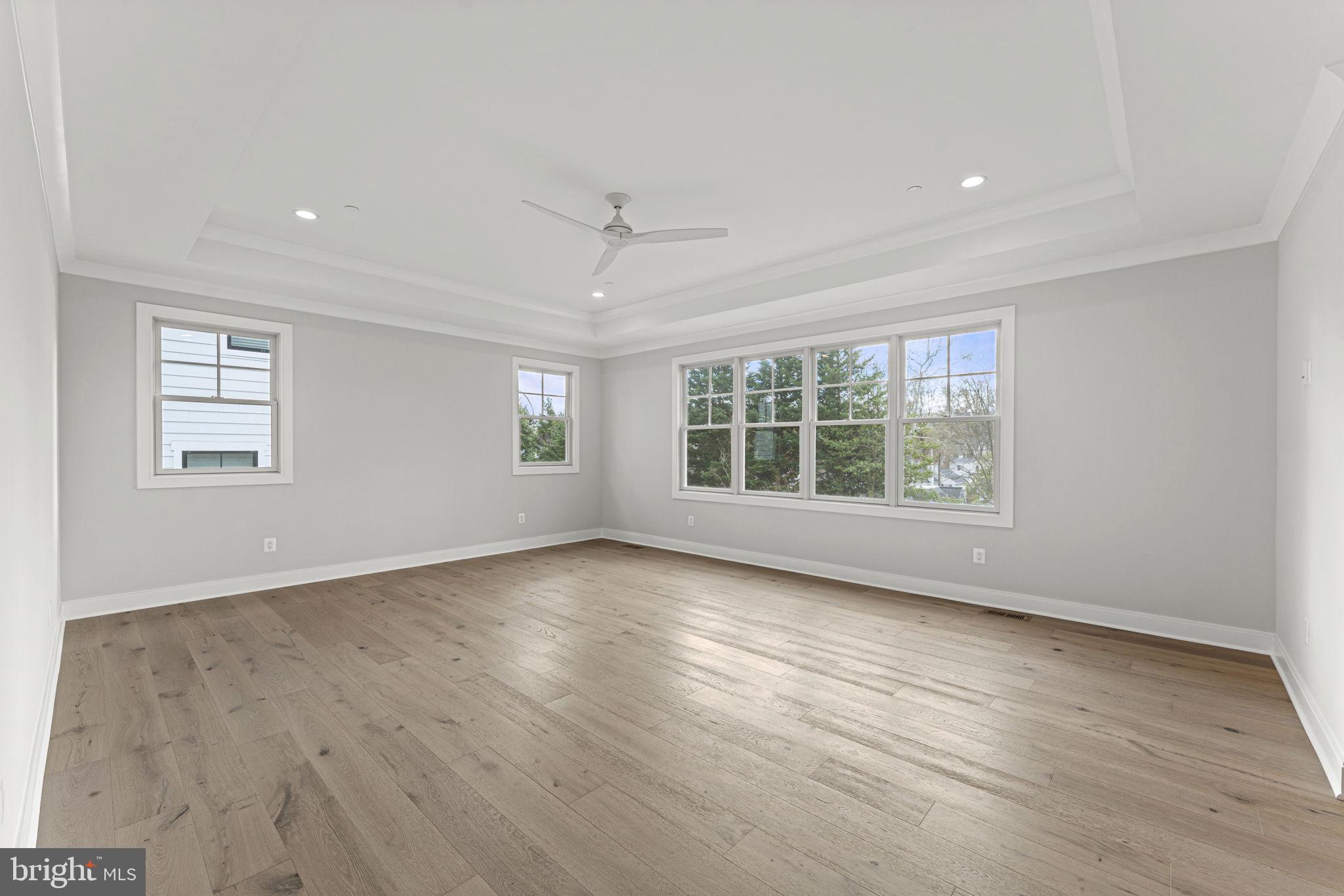 5516 MCKINLEY STREET