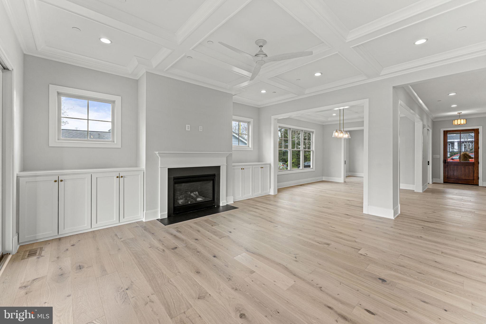 5516 MCKINLEY STREET