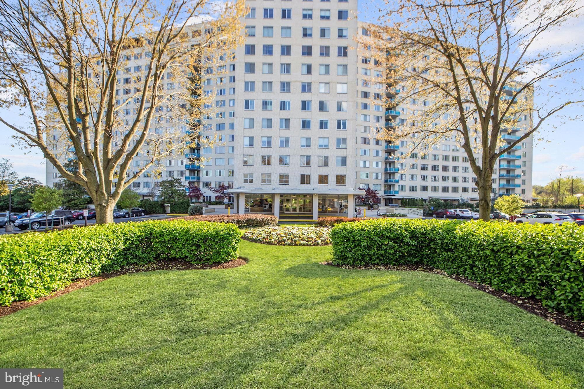 10500 ROCKVILLE PIKE 1221