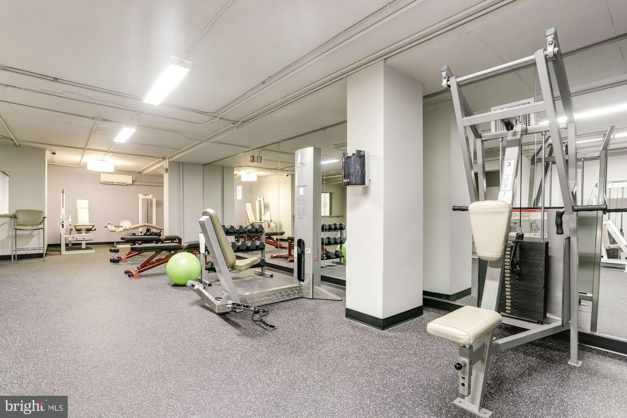 10500 ROCKVILLE PIKE 1221