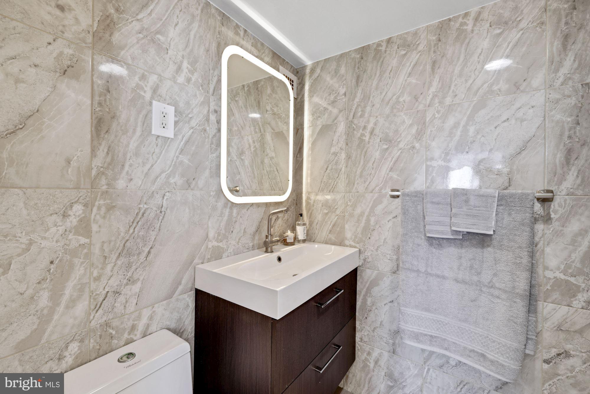 10500 ROCKVILLE PIKE 1221