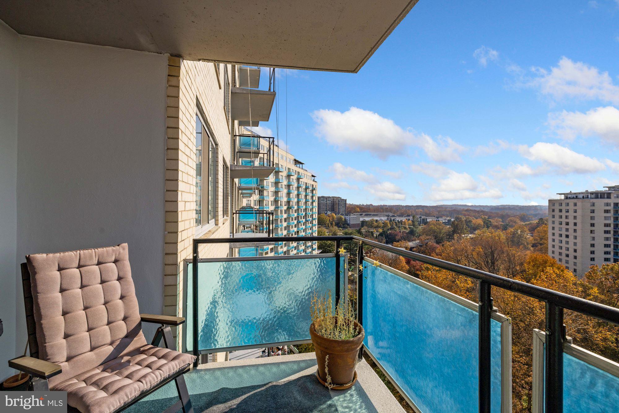 10500 ROCKVILLE PIKE 1221