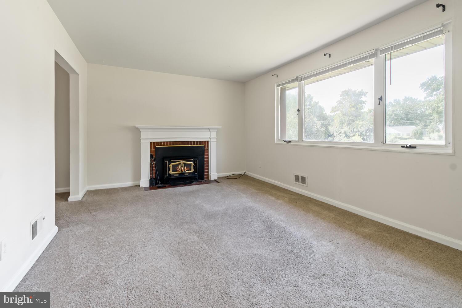 2305 DOUGLAS COURT