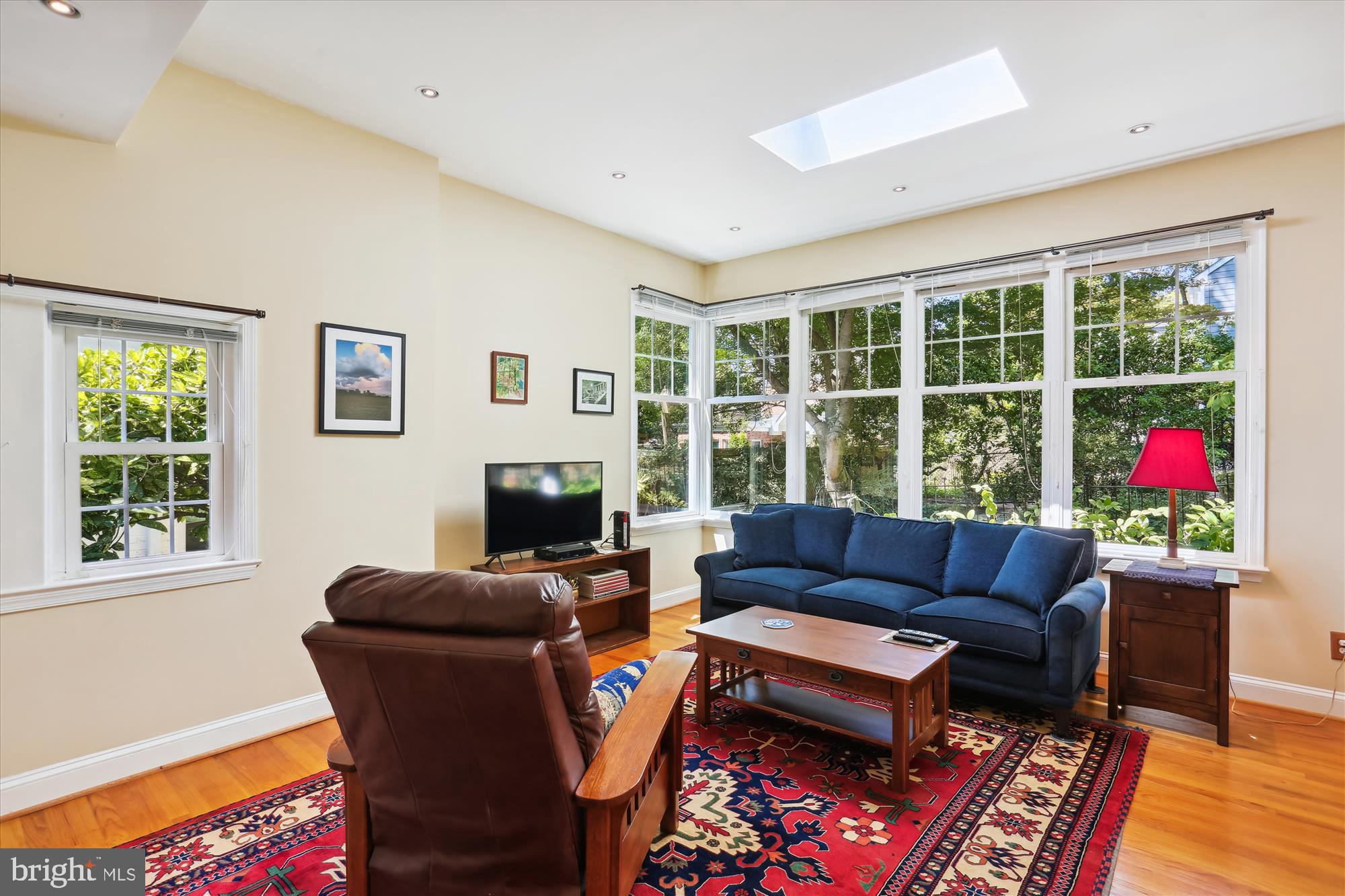 2803 WASHINGTON AVENUE