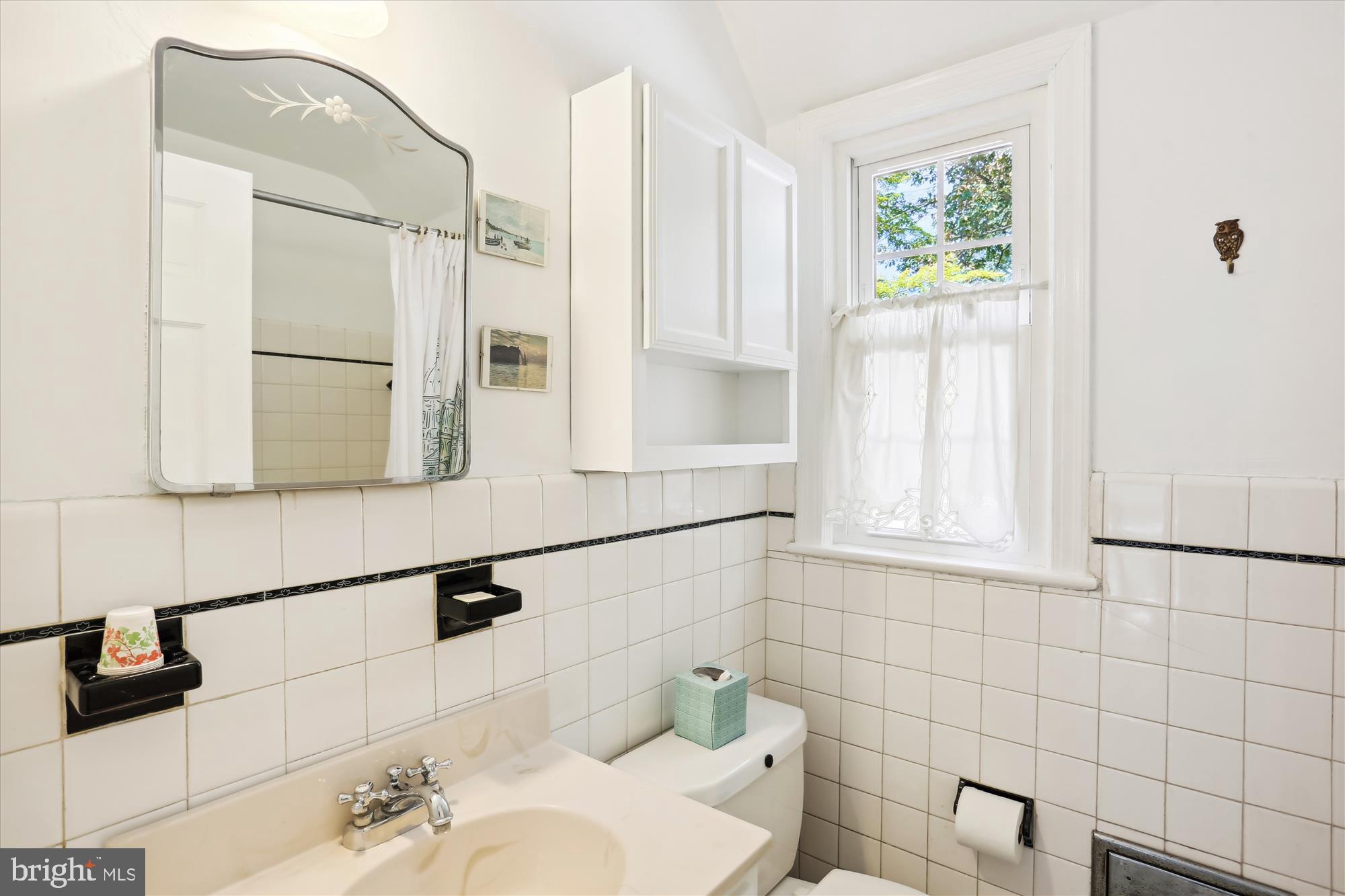 2803 WASHINGTON AVENUE