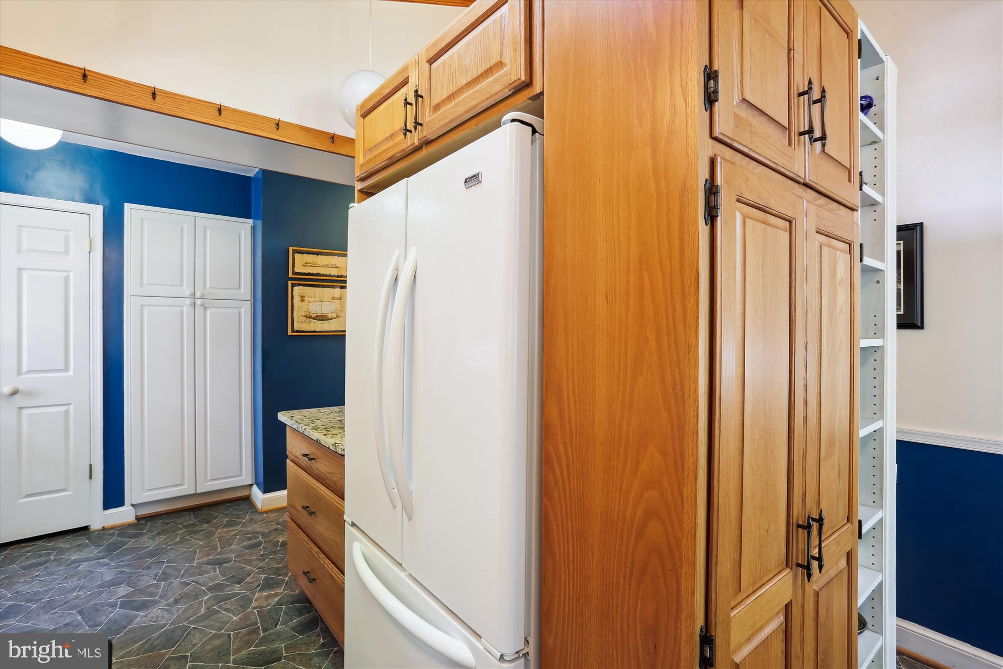 2803 WASHINGTON AVENUE