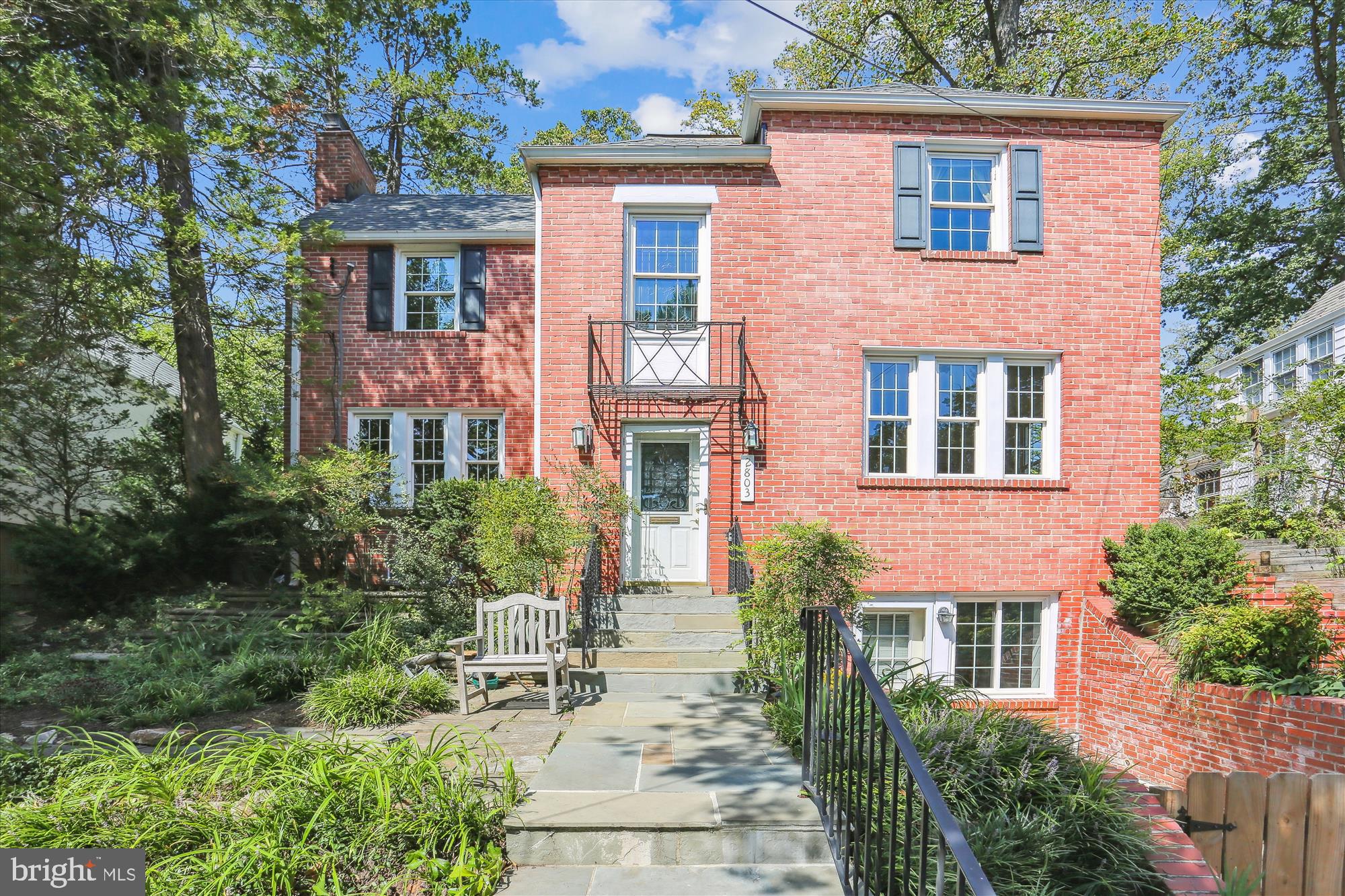 2803 WASHINGTON AVENUE