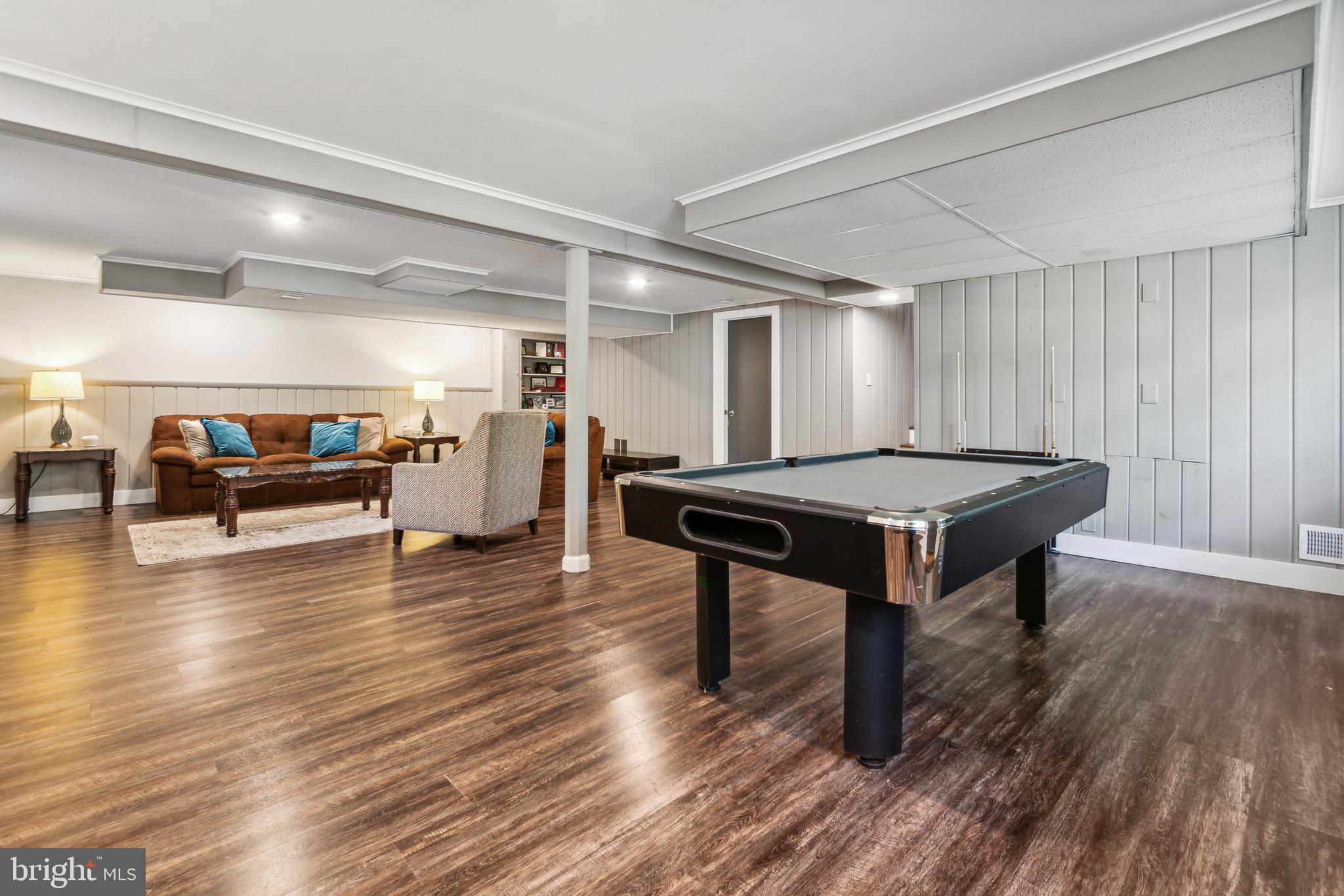 1128 CRESTHAVEN DRIVE