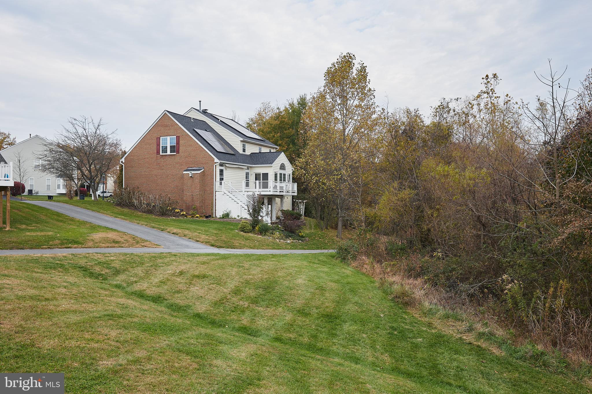 719 SUMMER WALK DRIVE