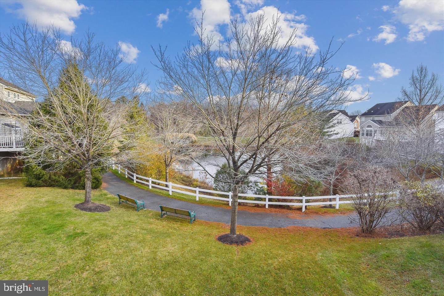 719 SUMMER WALK DRIVE