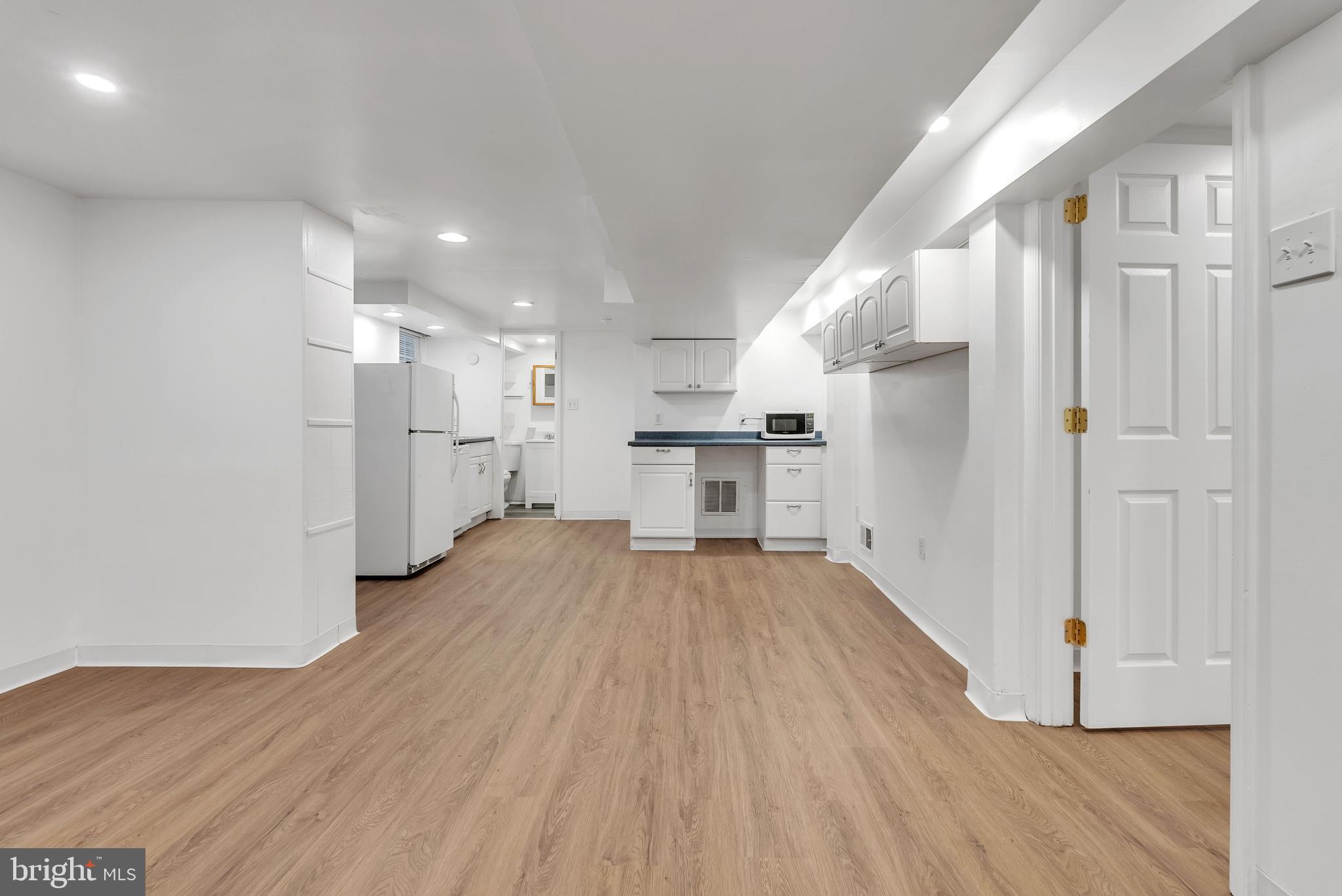 5302 BALTIMORE AVENUE