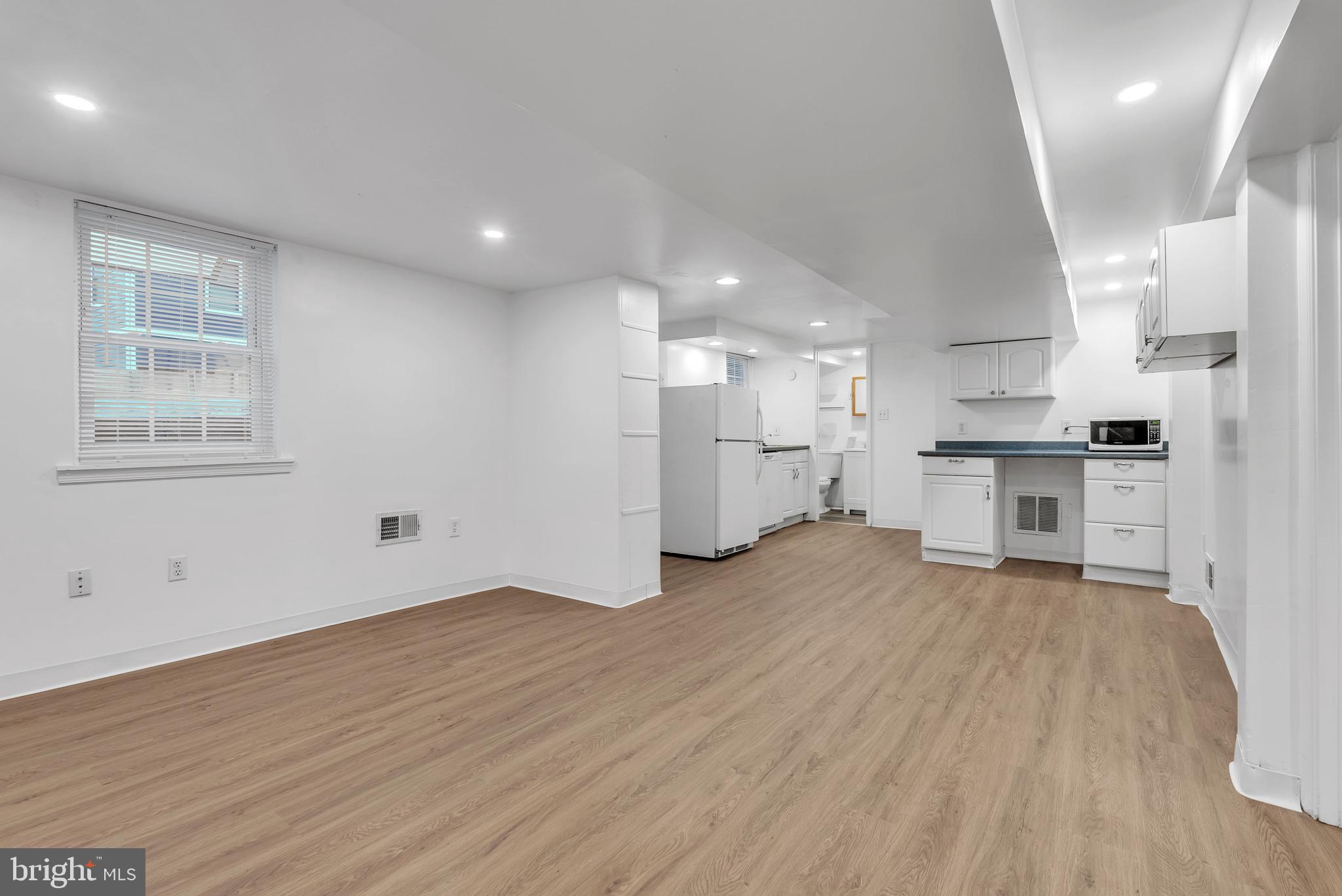 5302 BALTIMORE AVENUE