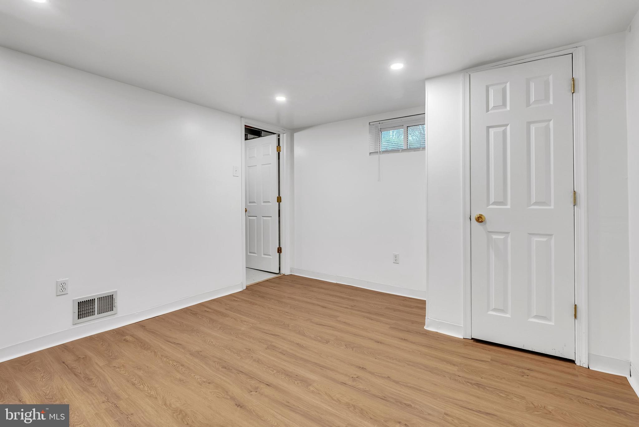 5302 BALTIMORE AVENUE