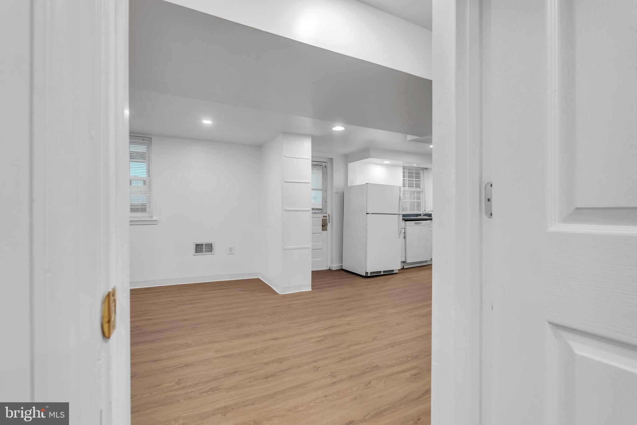 5302 BALTIMORE AVENUE