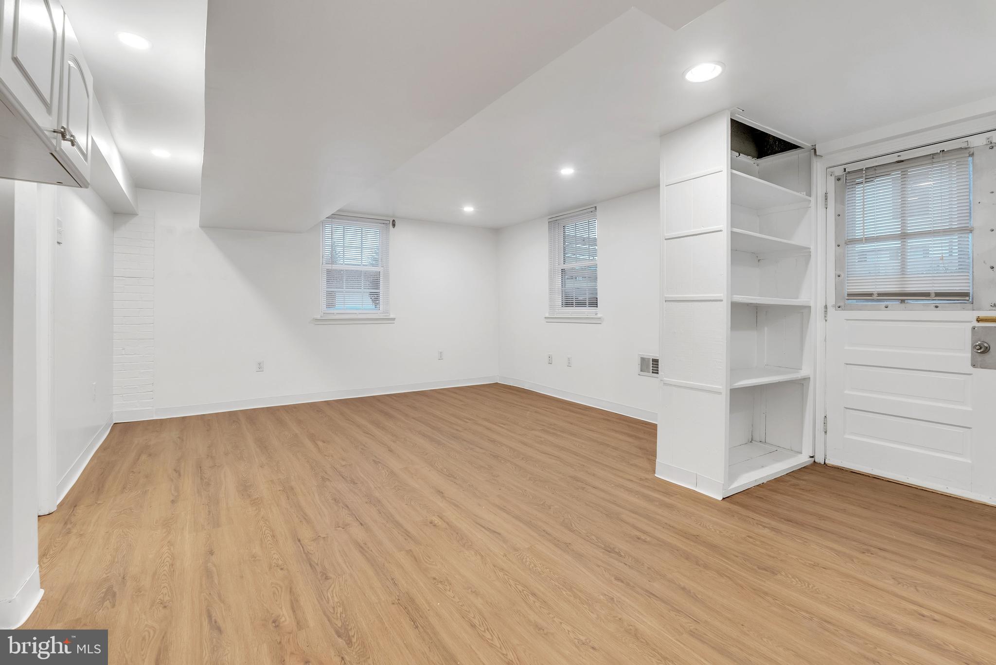 5302 BALTIMORE AVENUE