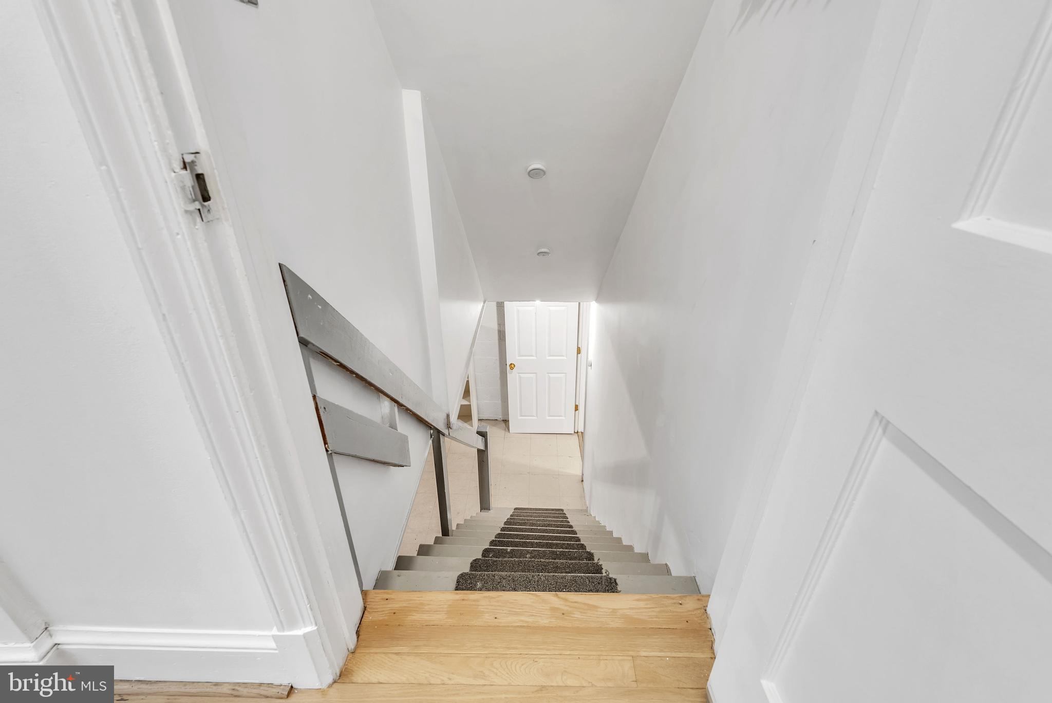 5302 BALTIMORE AVENUE