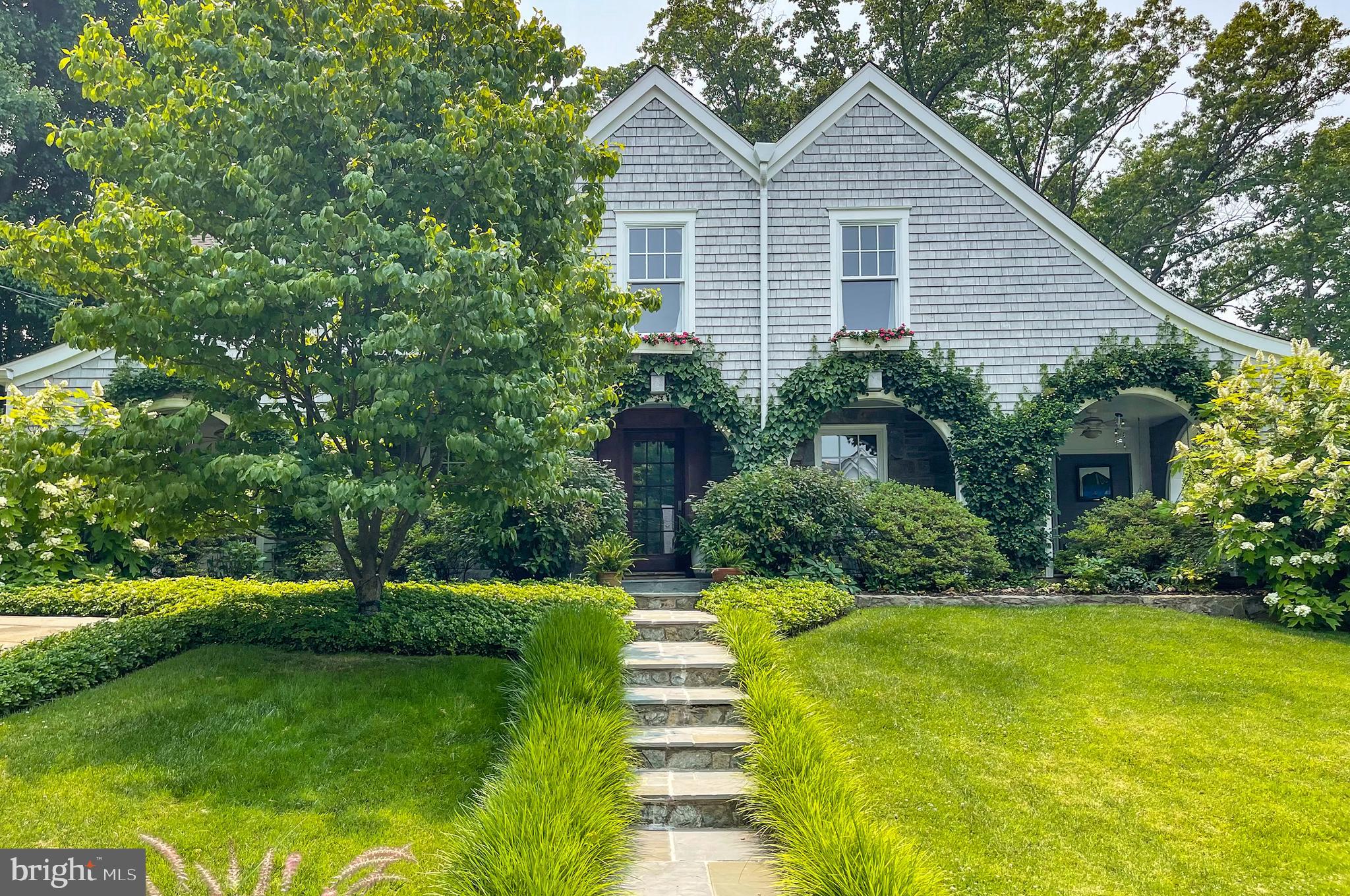 2800 GREENVALE STREET