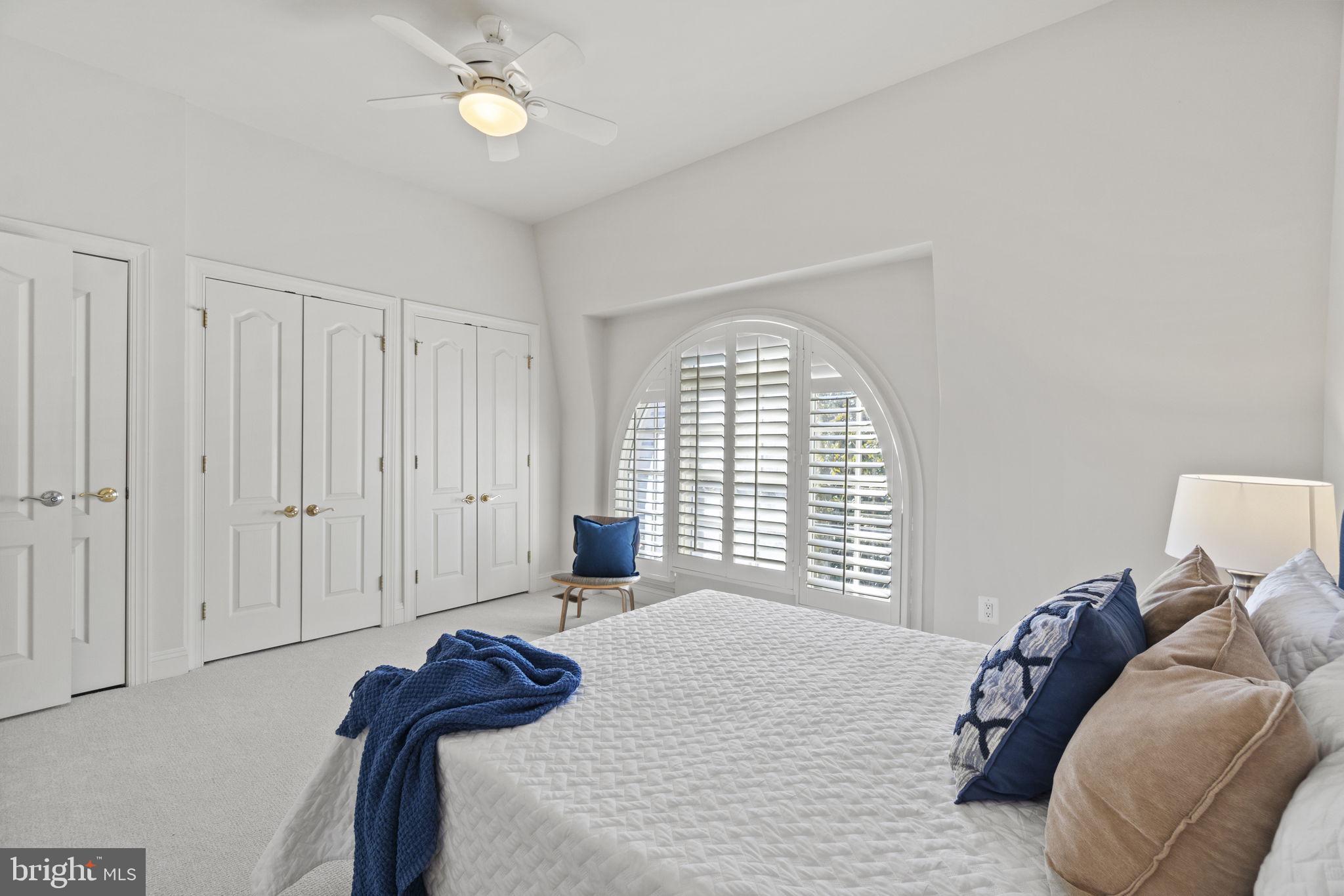 4816 MONTGOMERY LANE