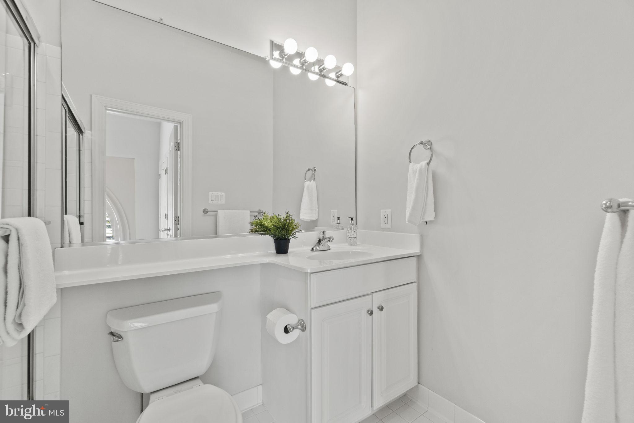 4816 MONTGOMERY LANE