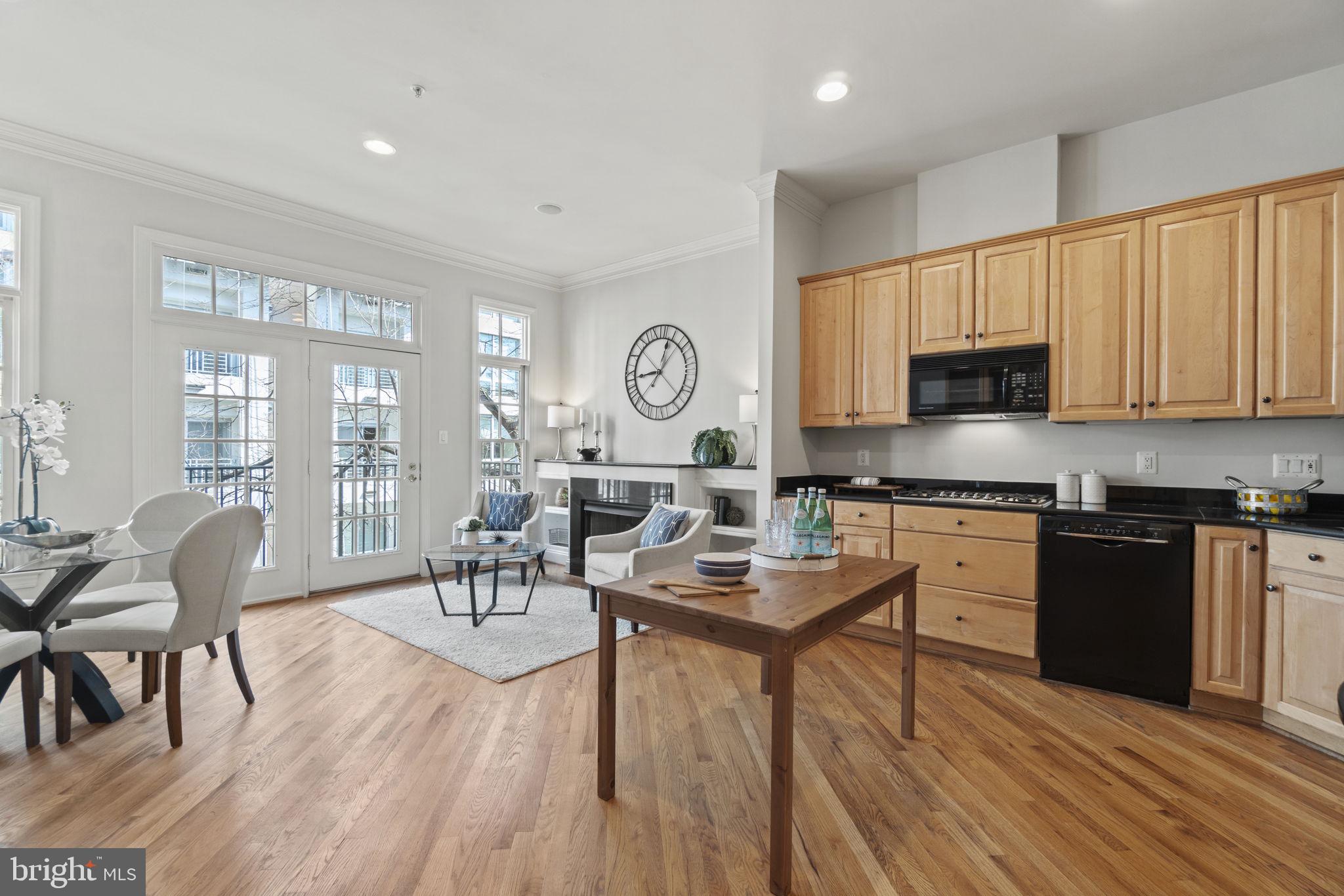 4816 MONTGOMERY LANE