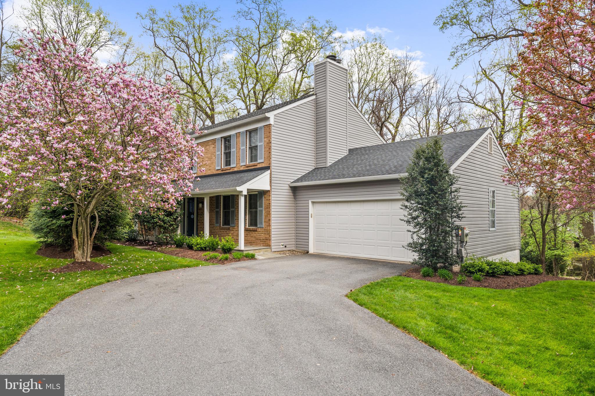 11811 DINWIDDIE DRIVE