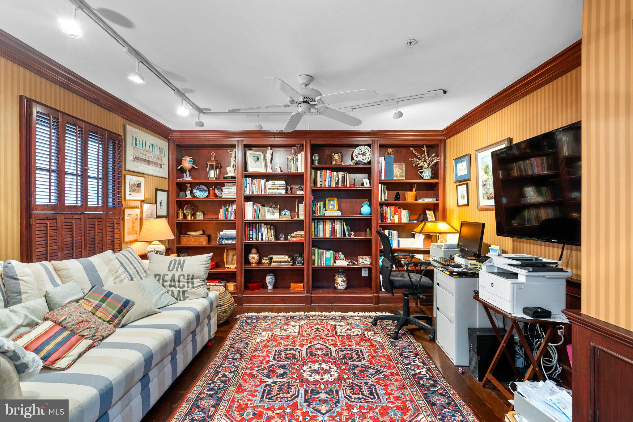 4836 MONTGOMERY LANE