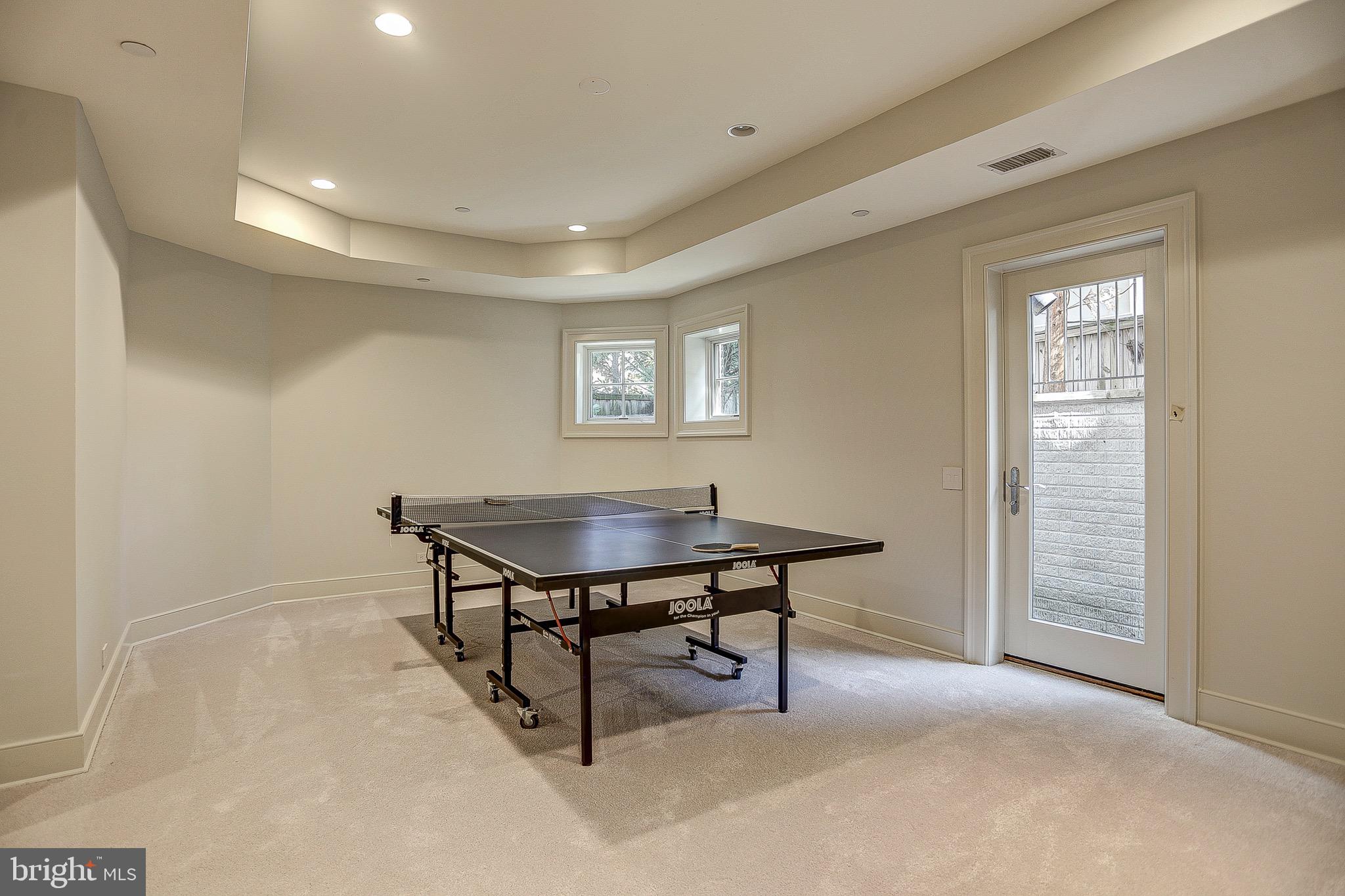 5509 LAMBETH ROAD