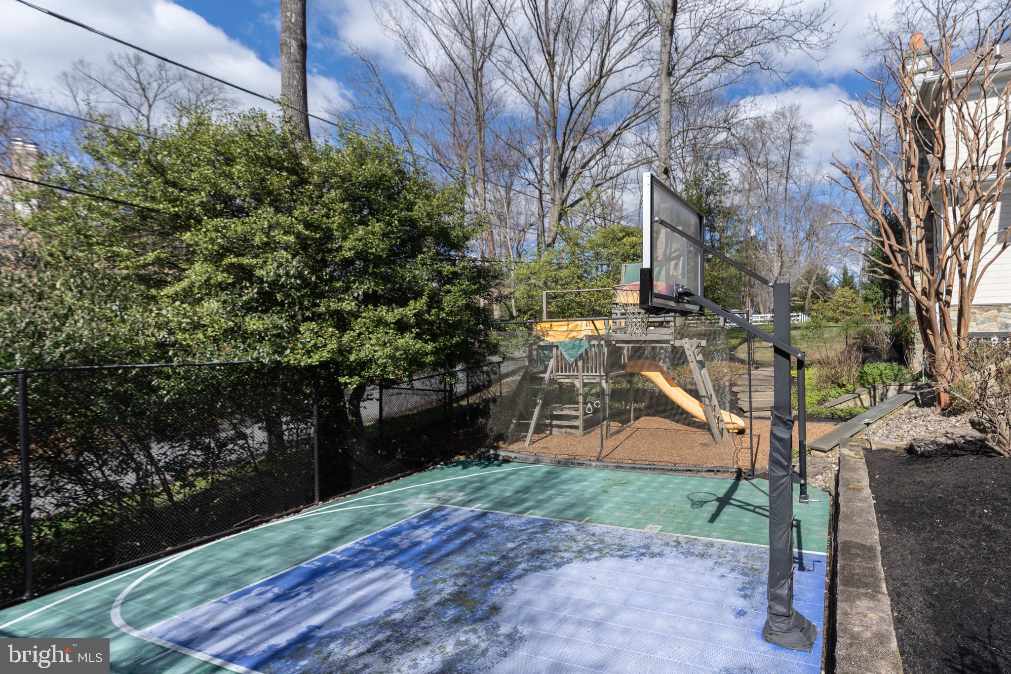 9200 BEECH HILL DRIVE