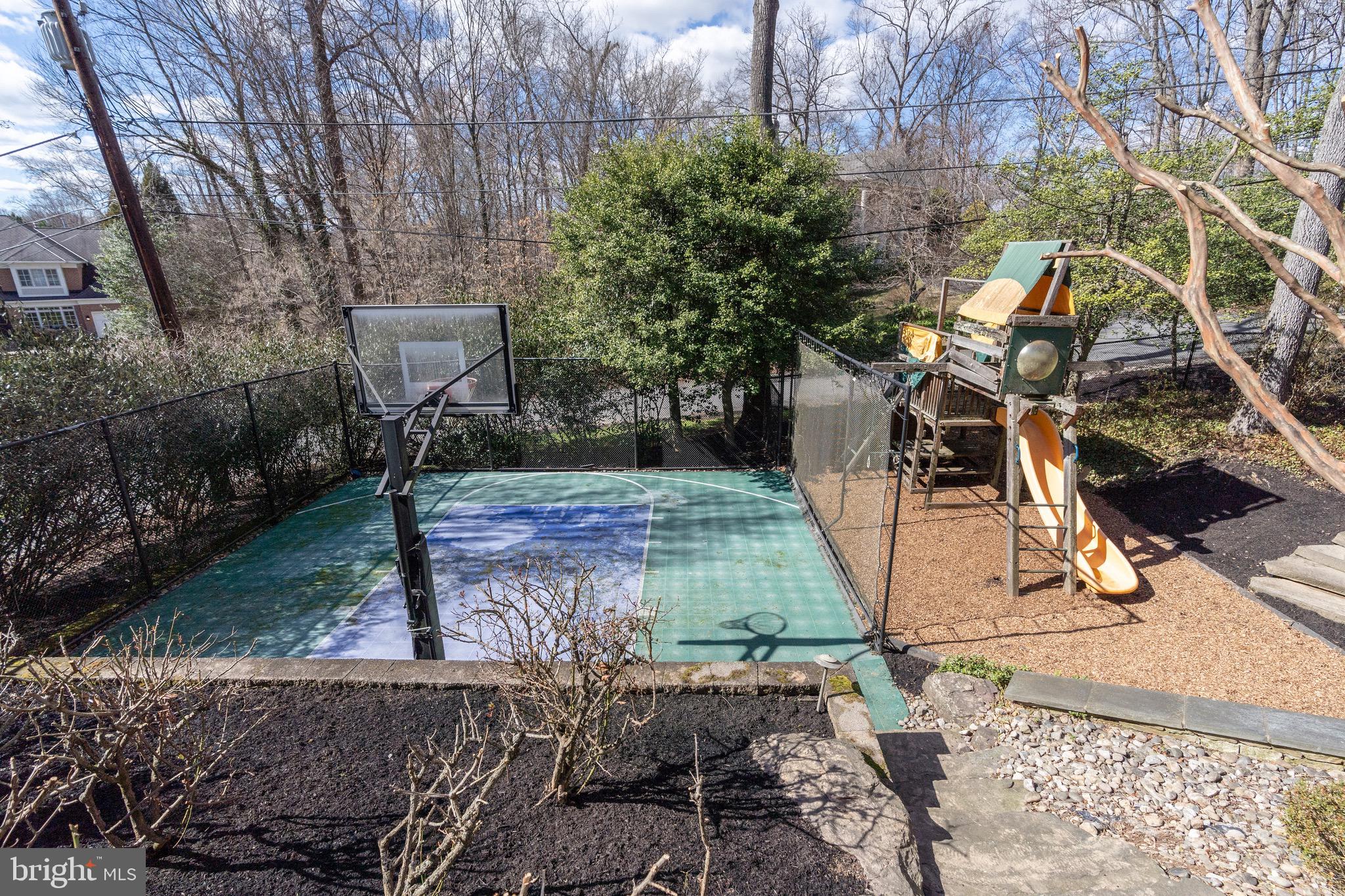 9200 BEECH HILL DRIVE