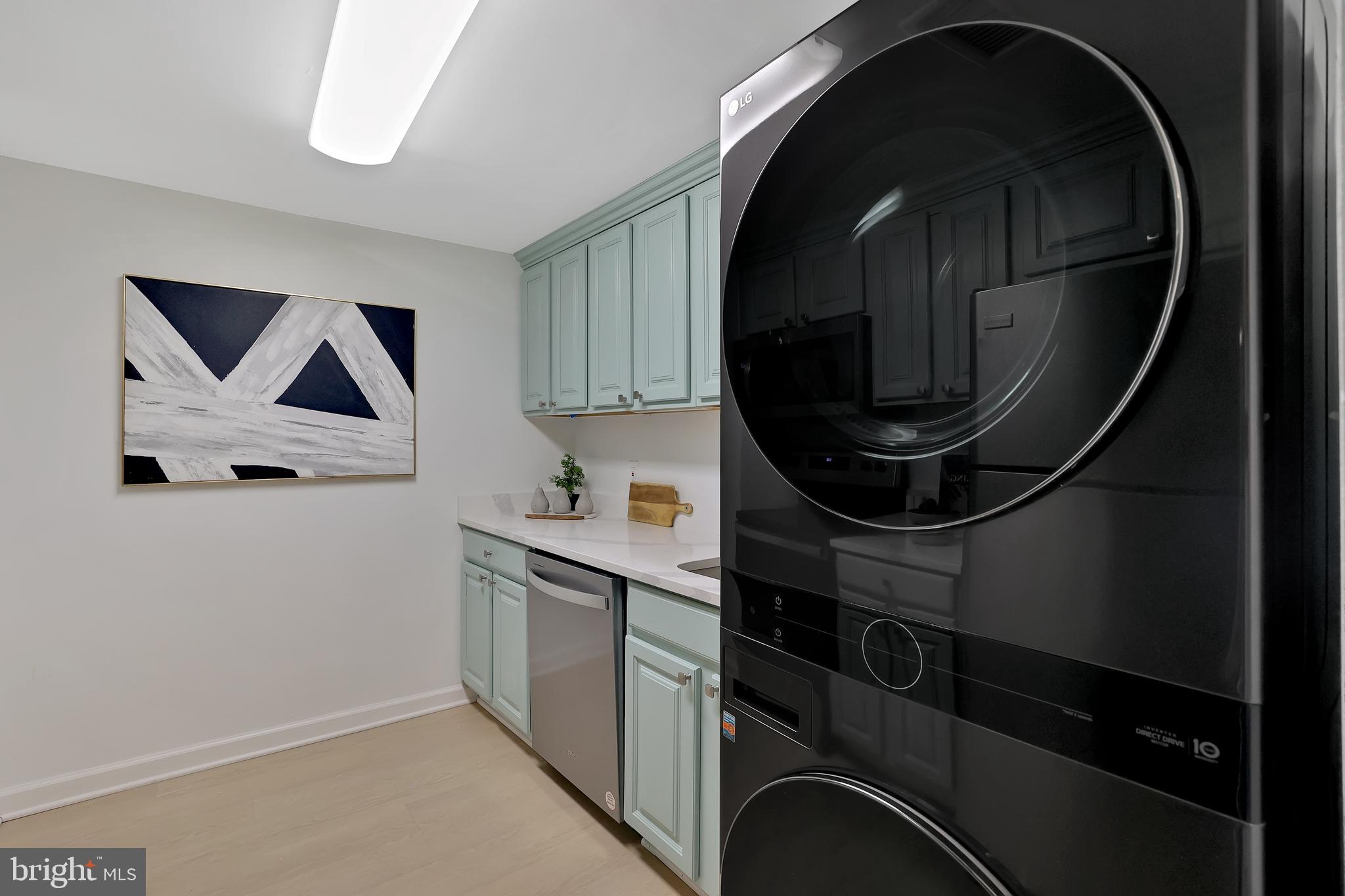 4601 N PARK AVENUE 915-Q