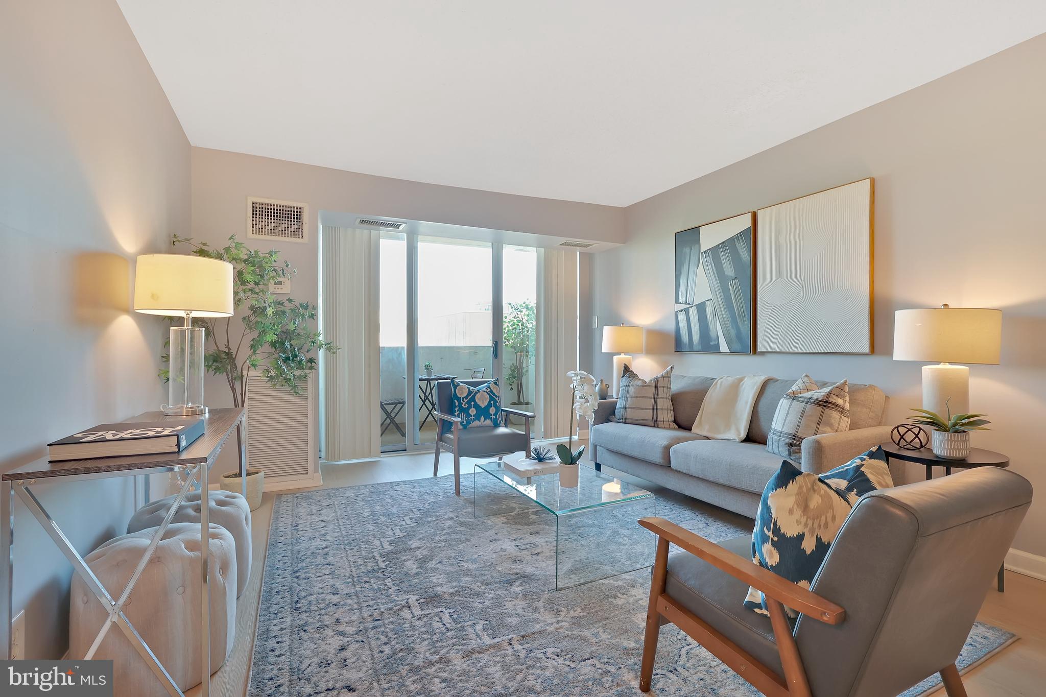 4601 N PARK AVENUE 915-Q