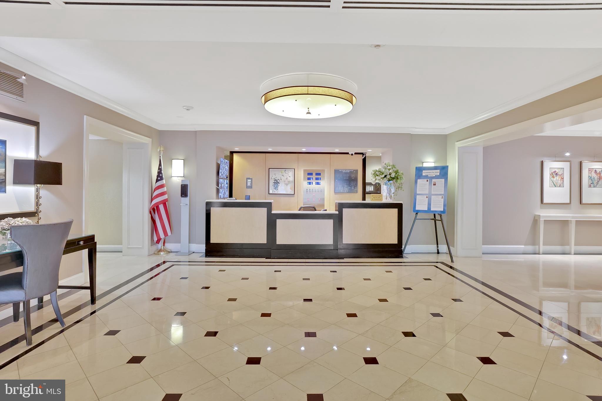 4601 N PARK AVENUE 915-Q