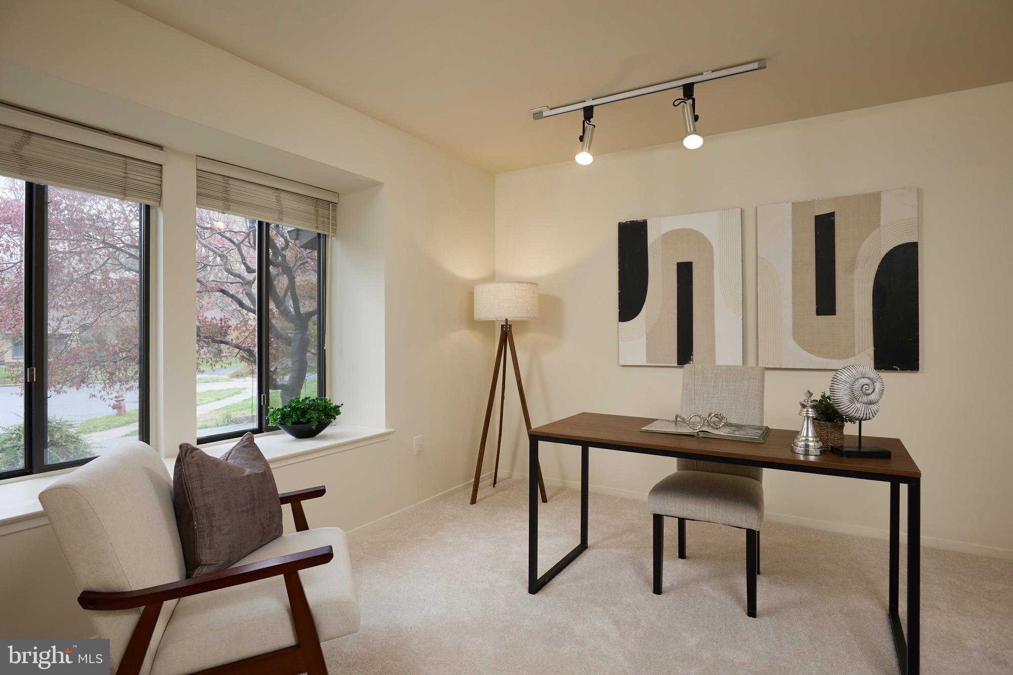 7 ARLIVE COURT