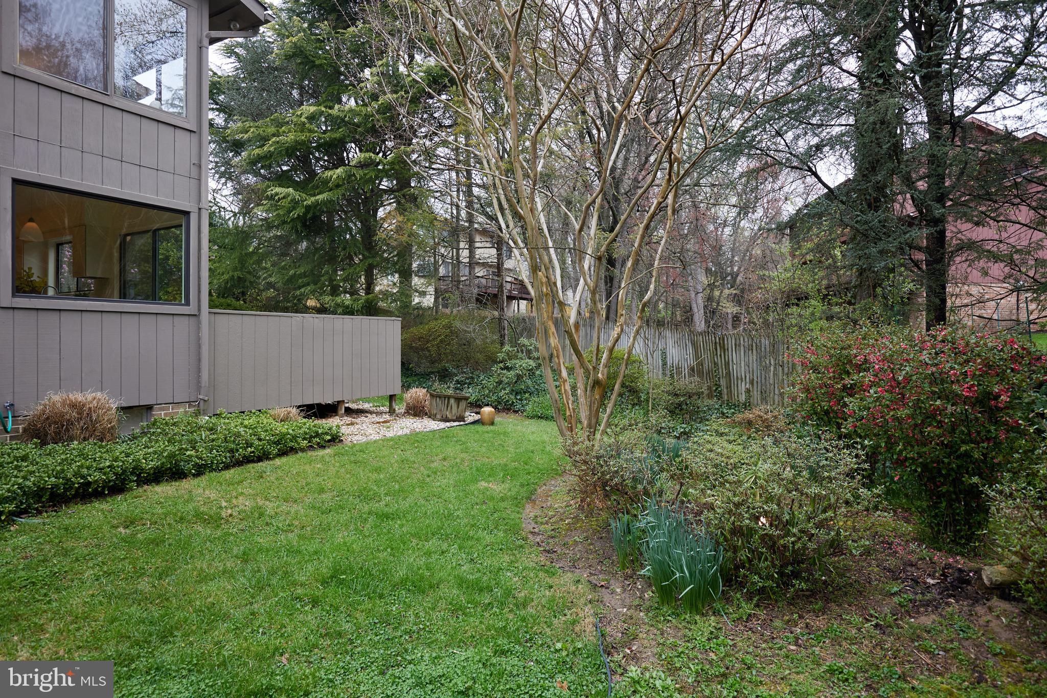 7 ARLIVE COURT