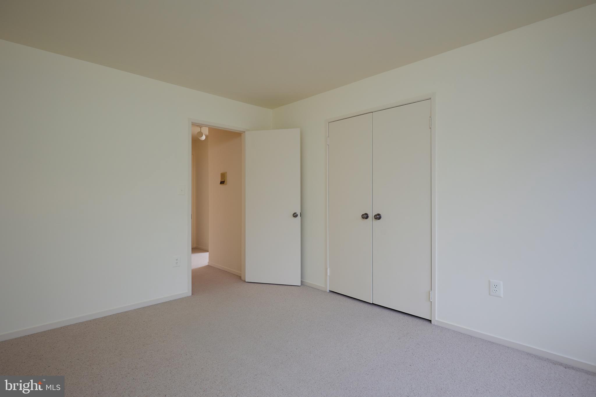 7 ARLIVE COURT