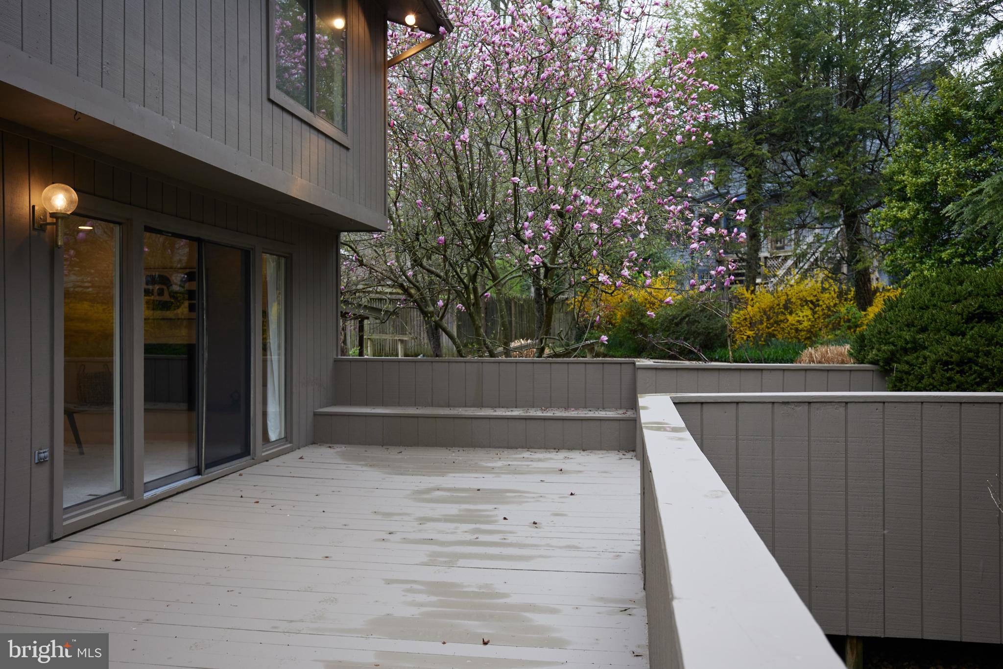 7 ARLIVE COURT