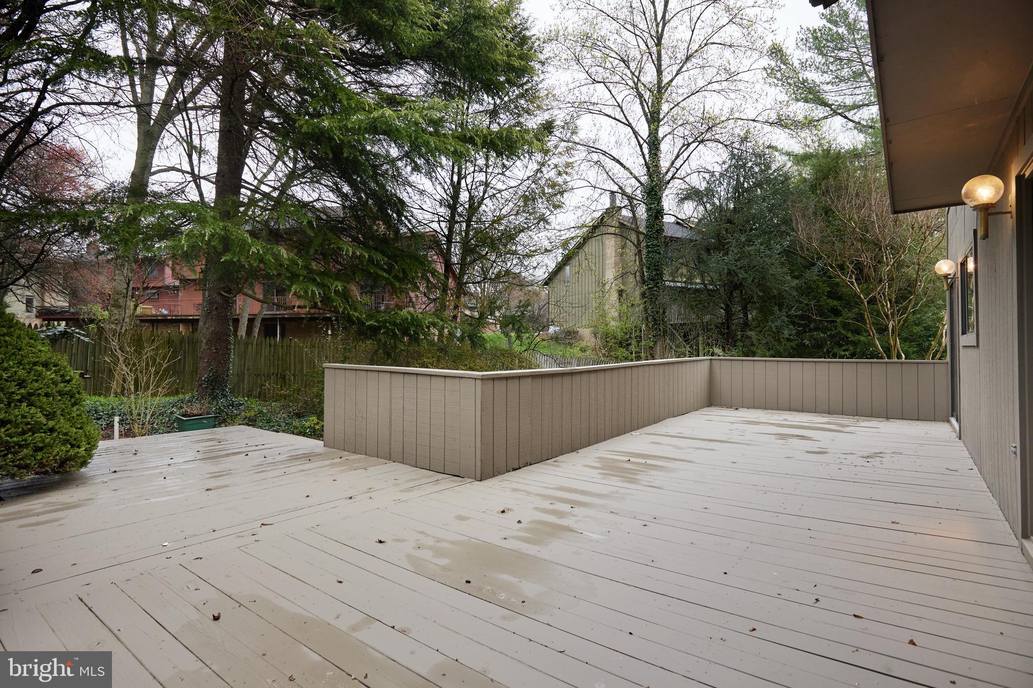 7 ARLIVE COURT