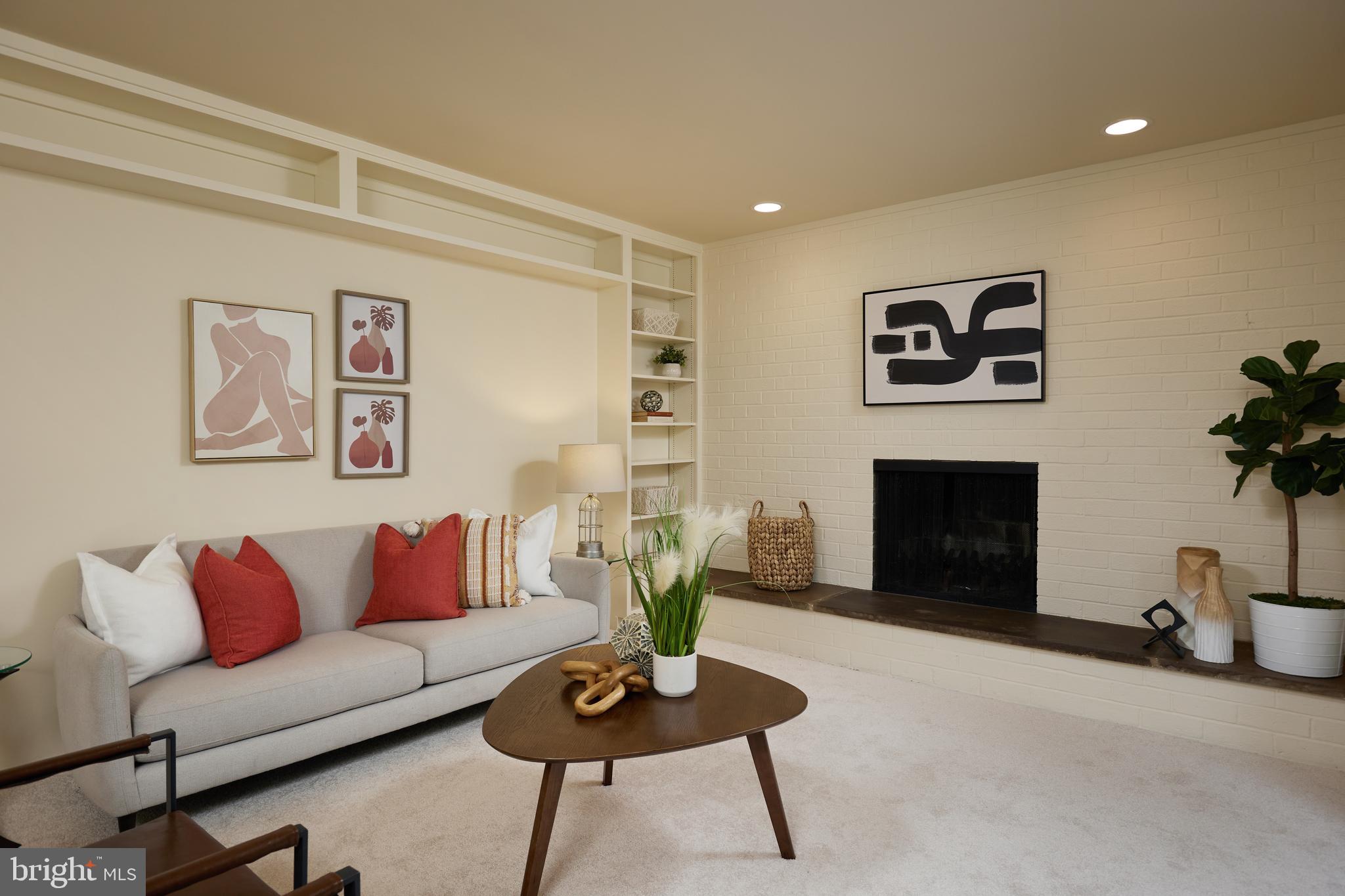 7 ARLIVE COURT