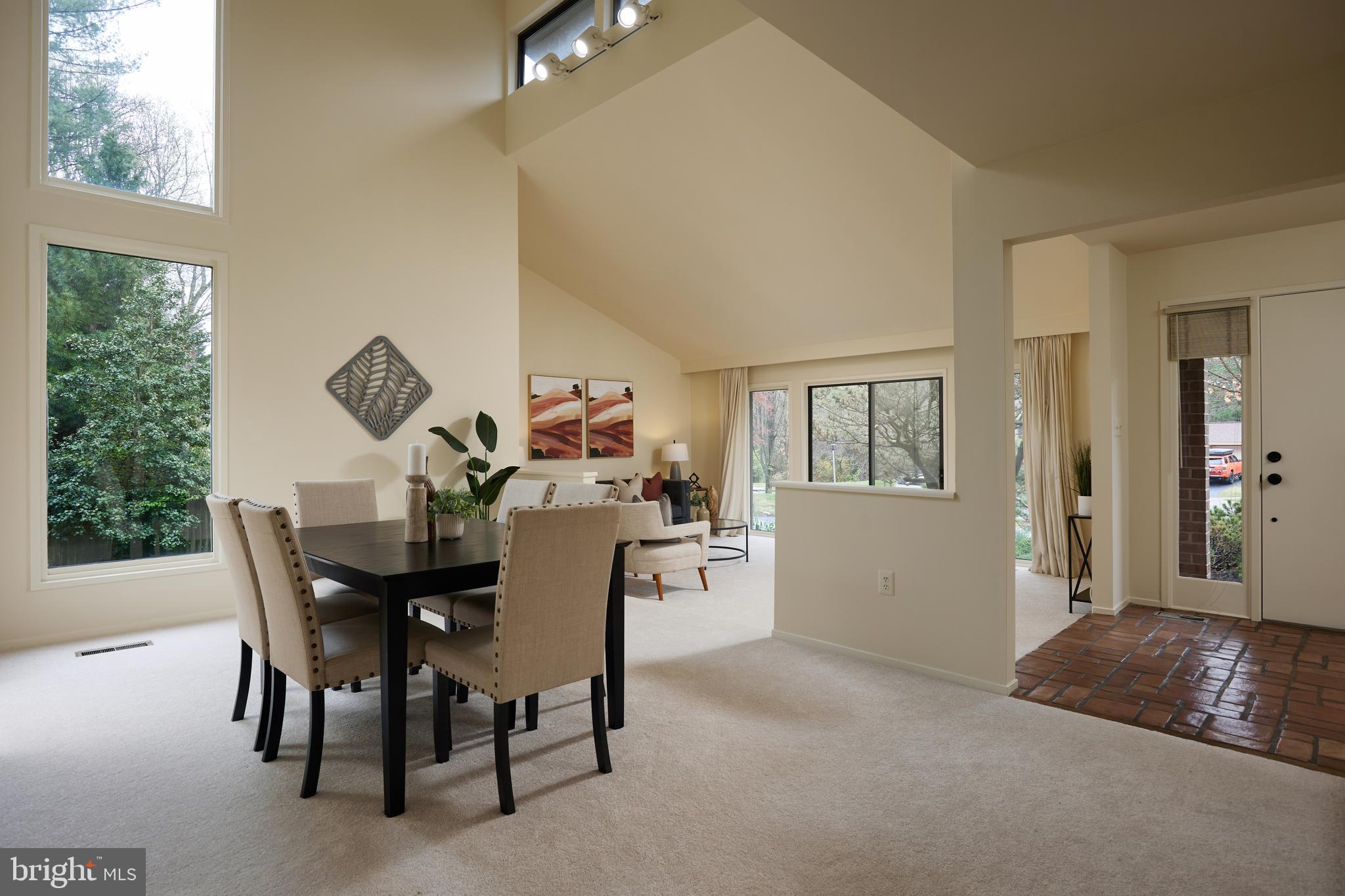 7 ARLIVE COURT