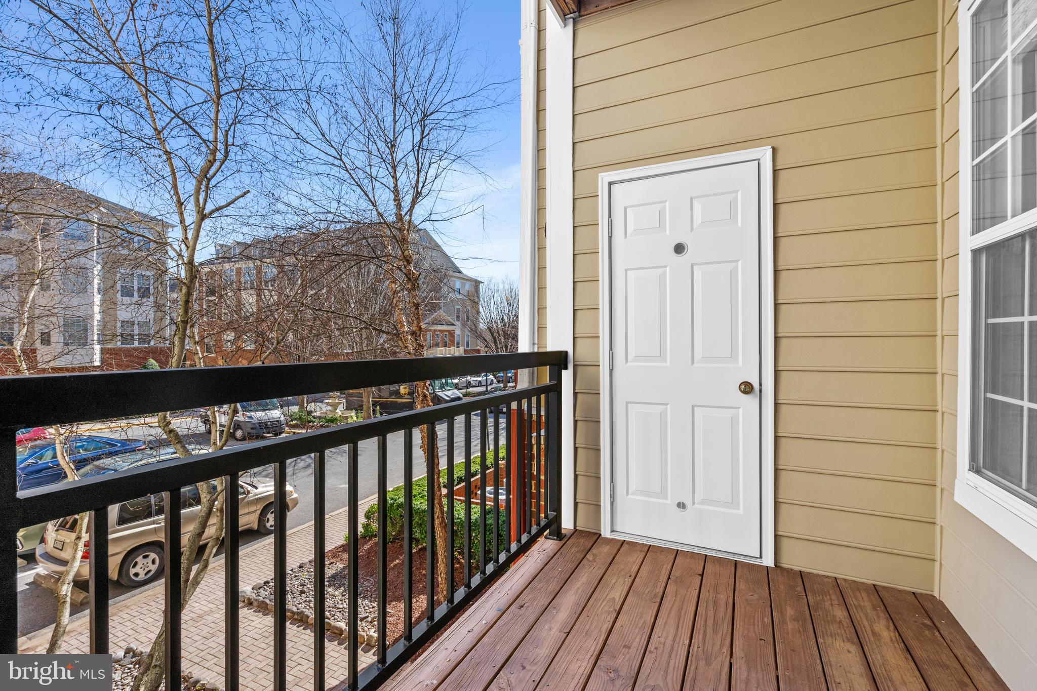 9405 BLACKWELL ROAD 202