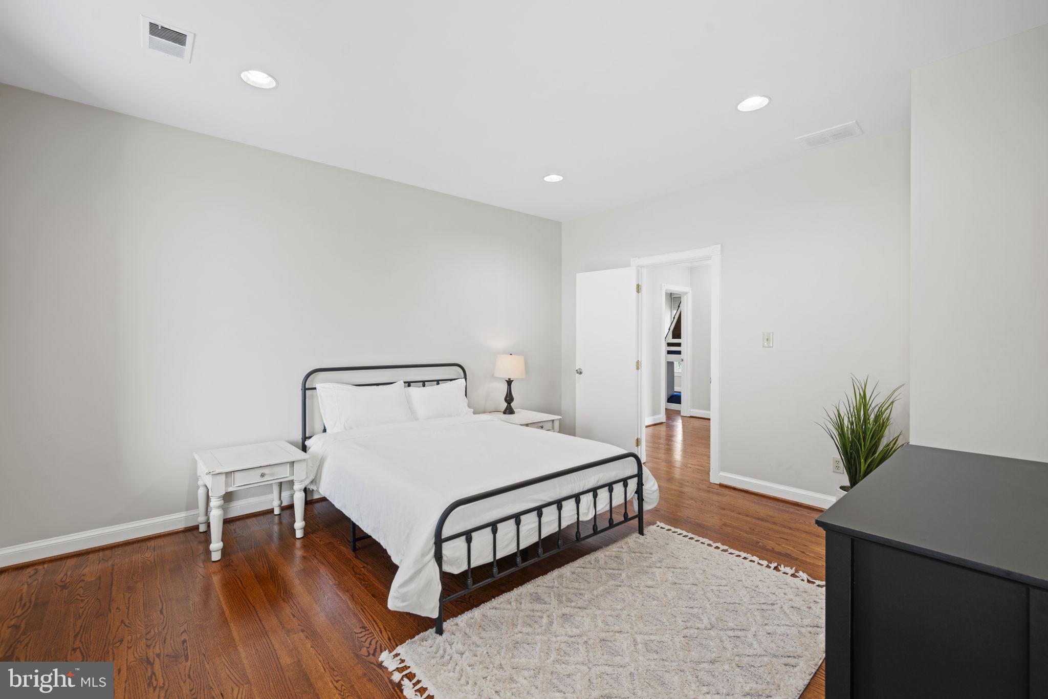 6626 WILSON LANE