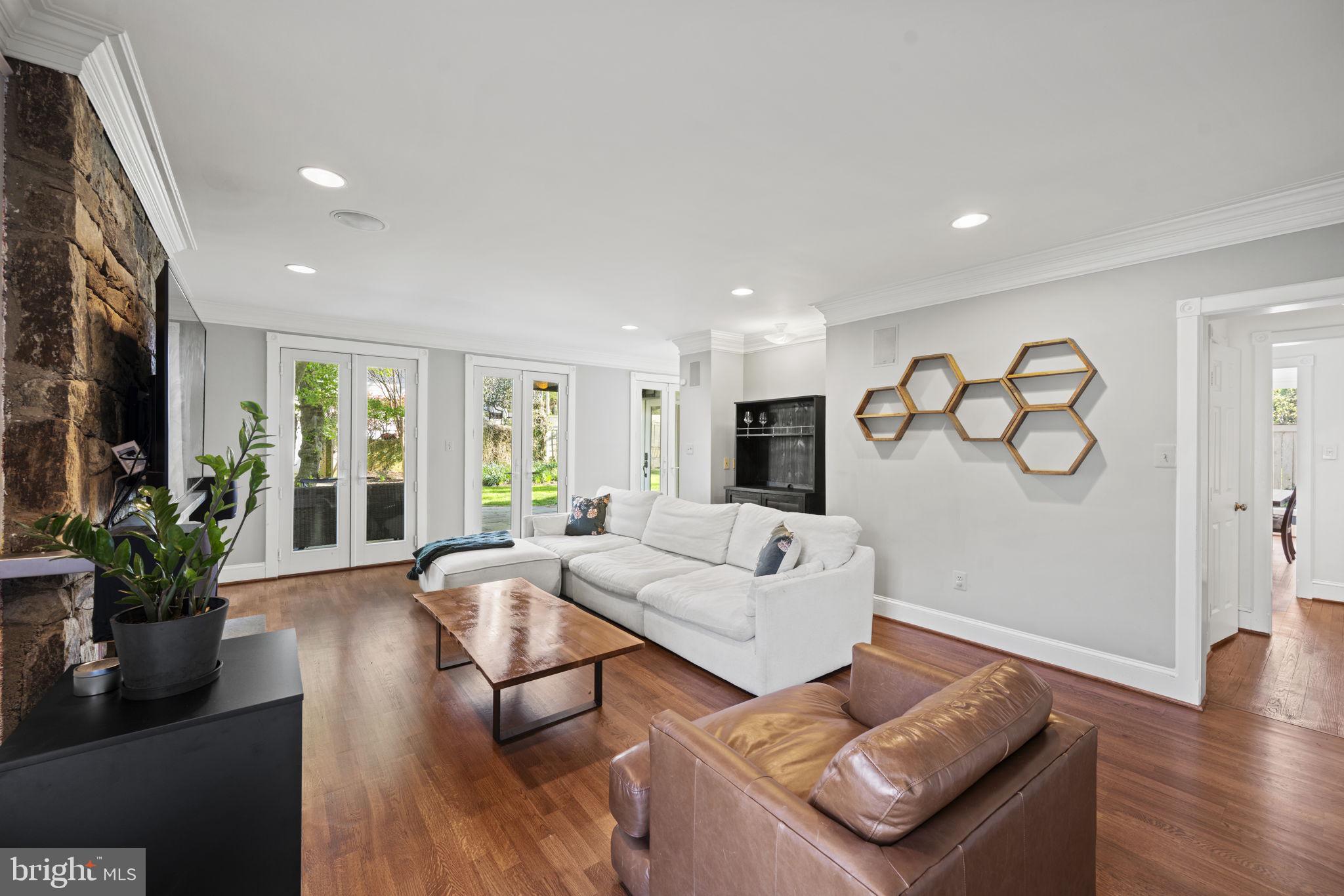 6626 WILSON LANE