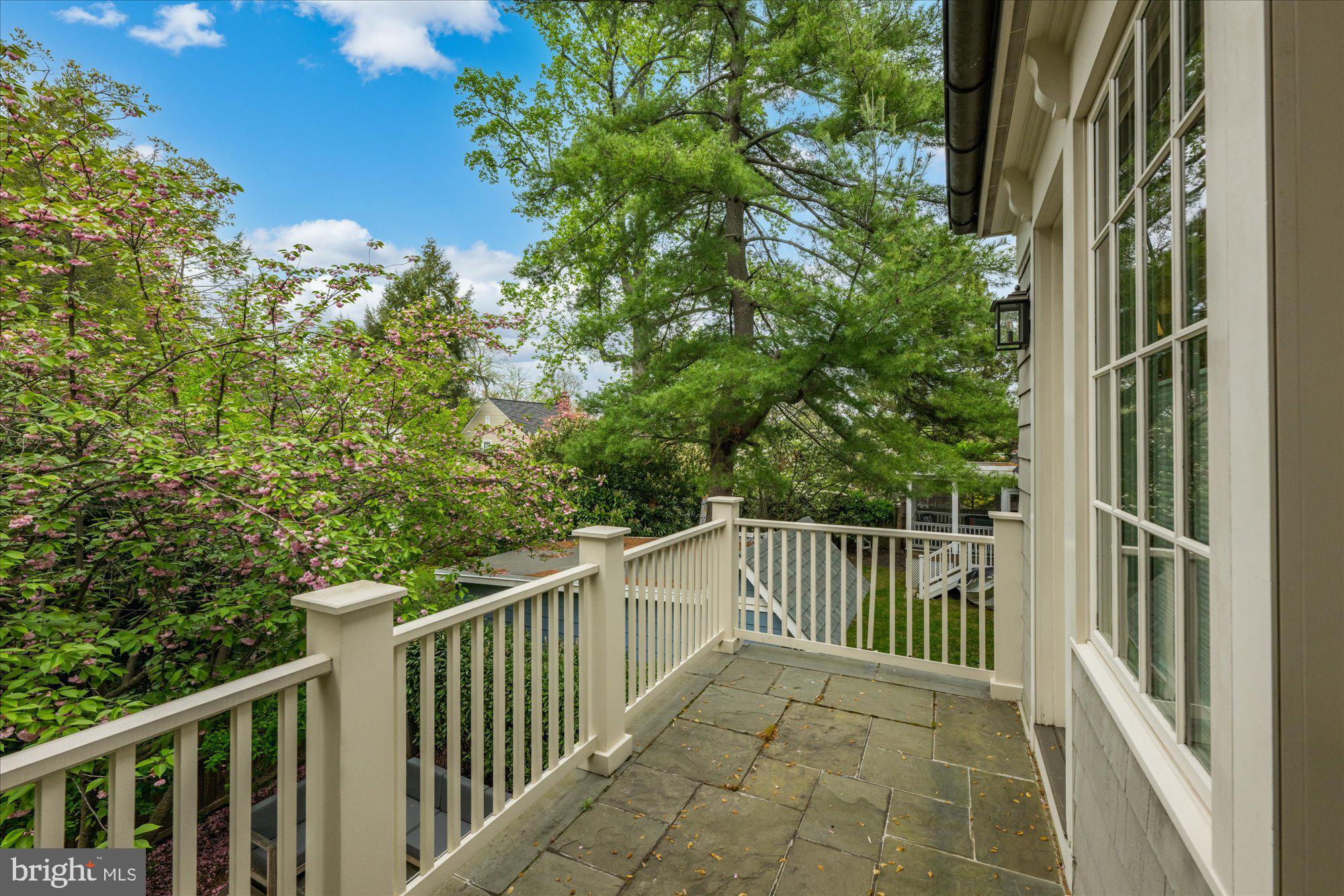 4405 HIGHLAND AVENUE